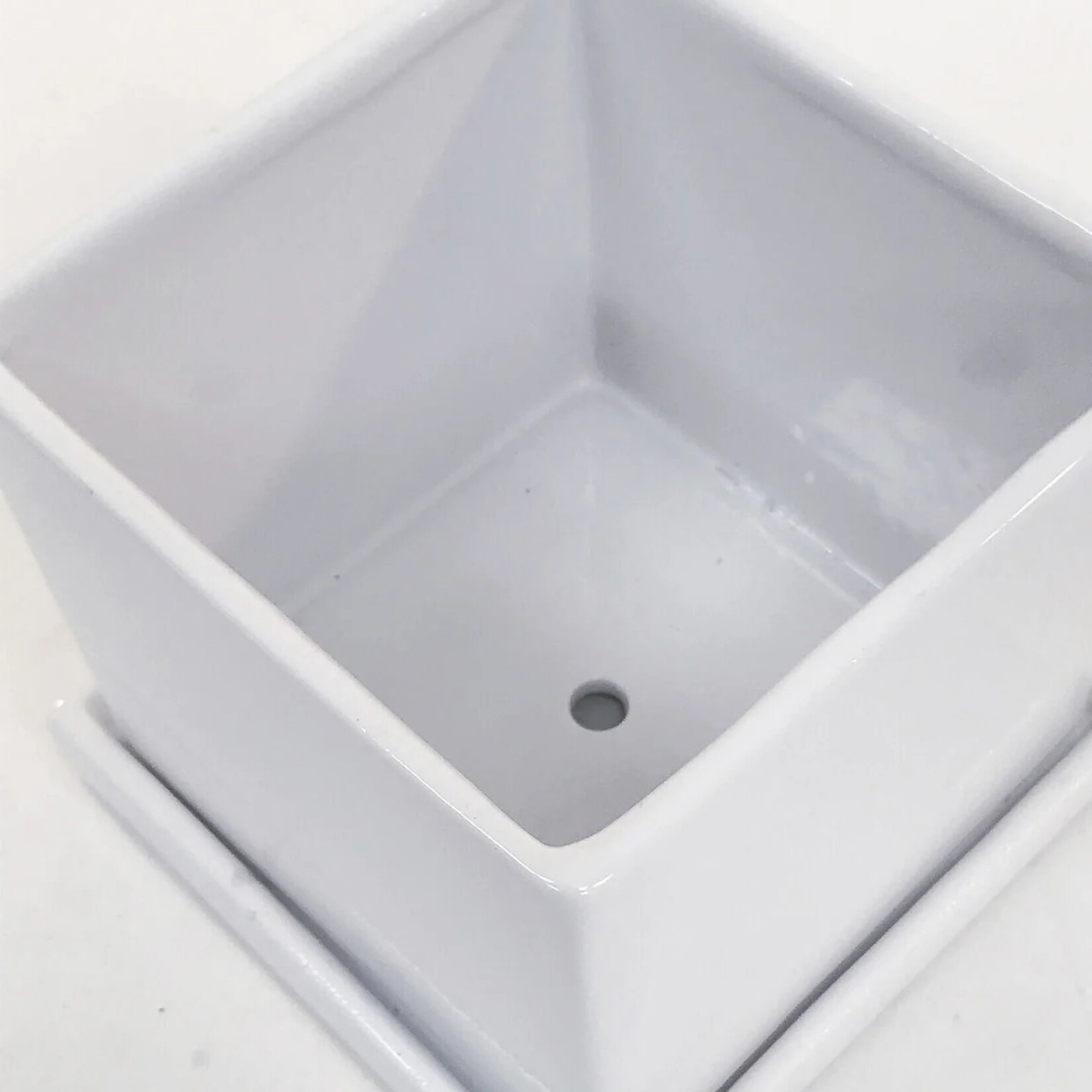 Pot, White Cube 6.75in w/s