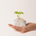 Planter, Mini House 2.5 in