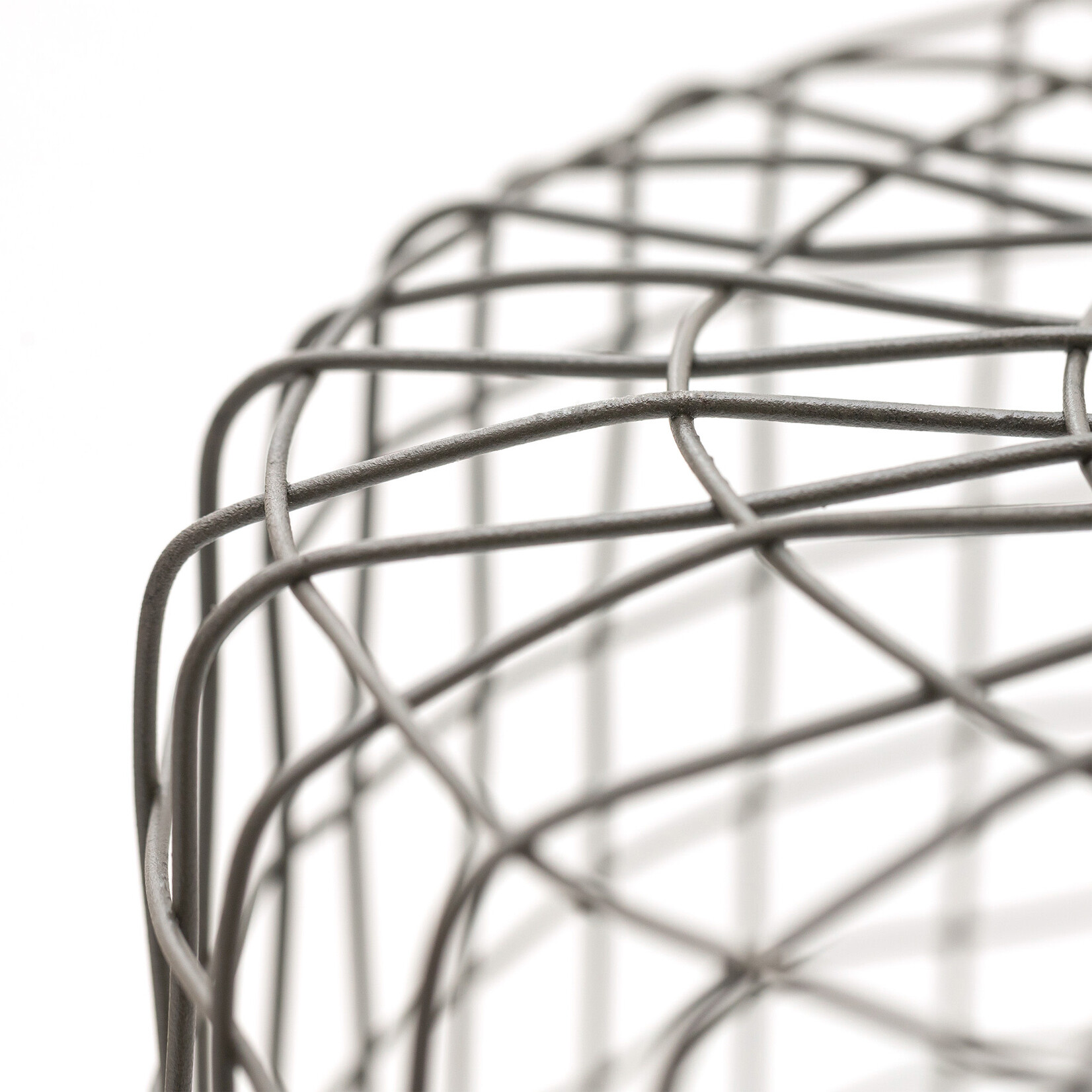Basket, Grey Wire Rd. 19in