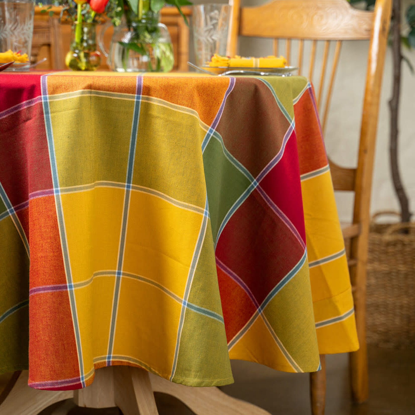 Tablecloth, Colorblock Plaid Multi 70RD