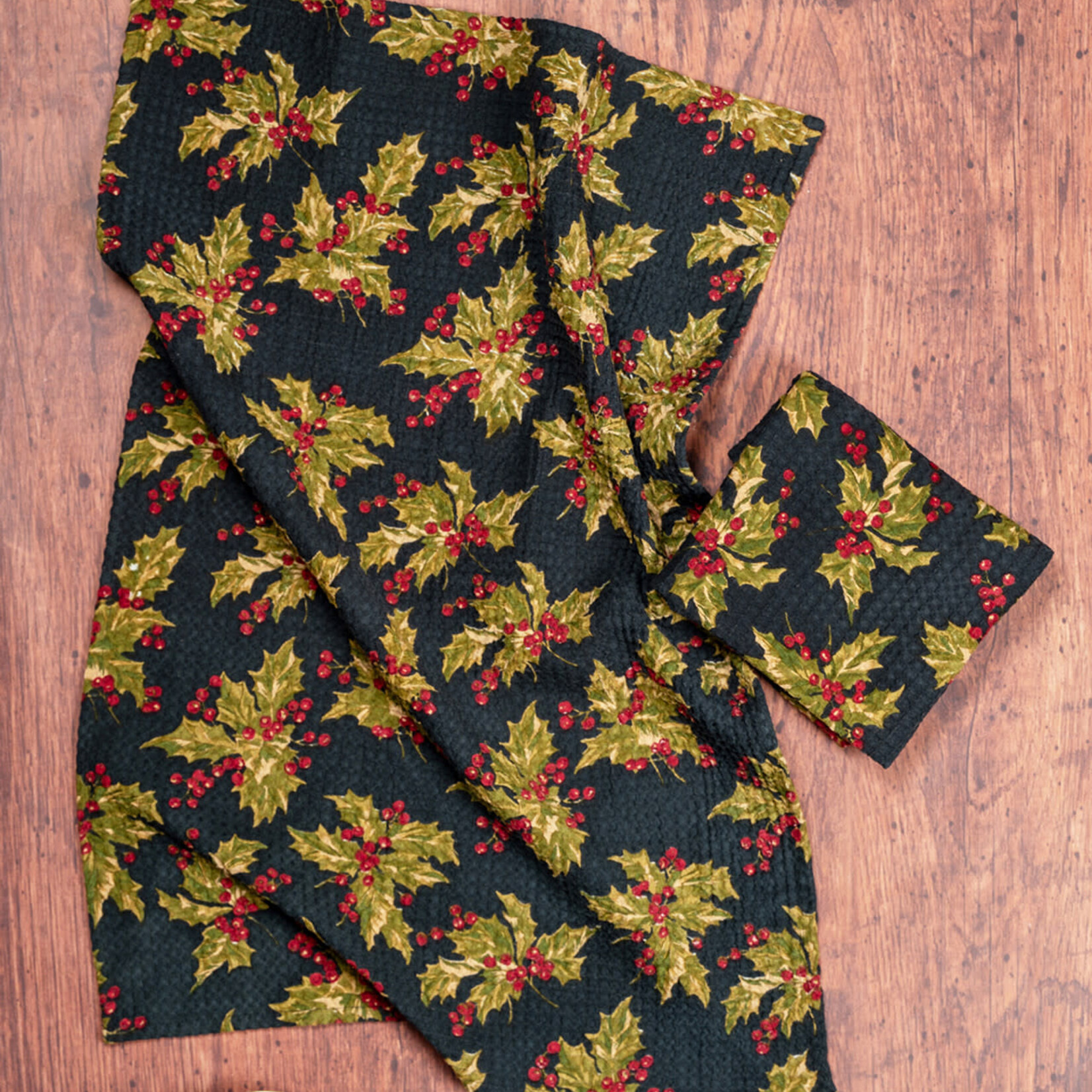 Tea Towel, Winterberry Black