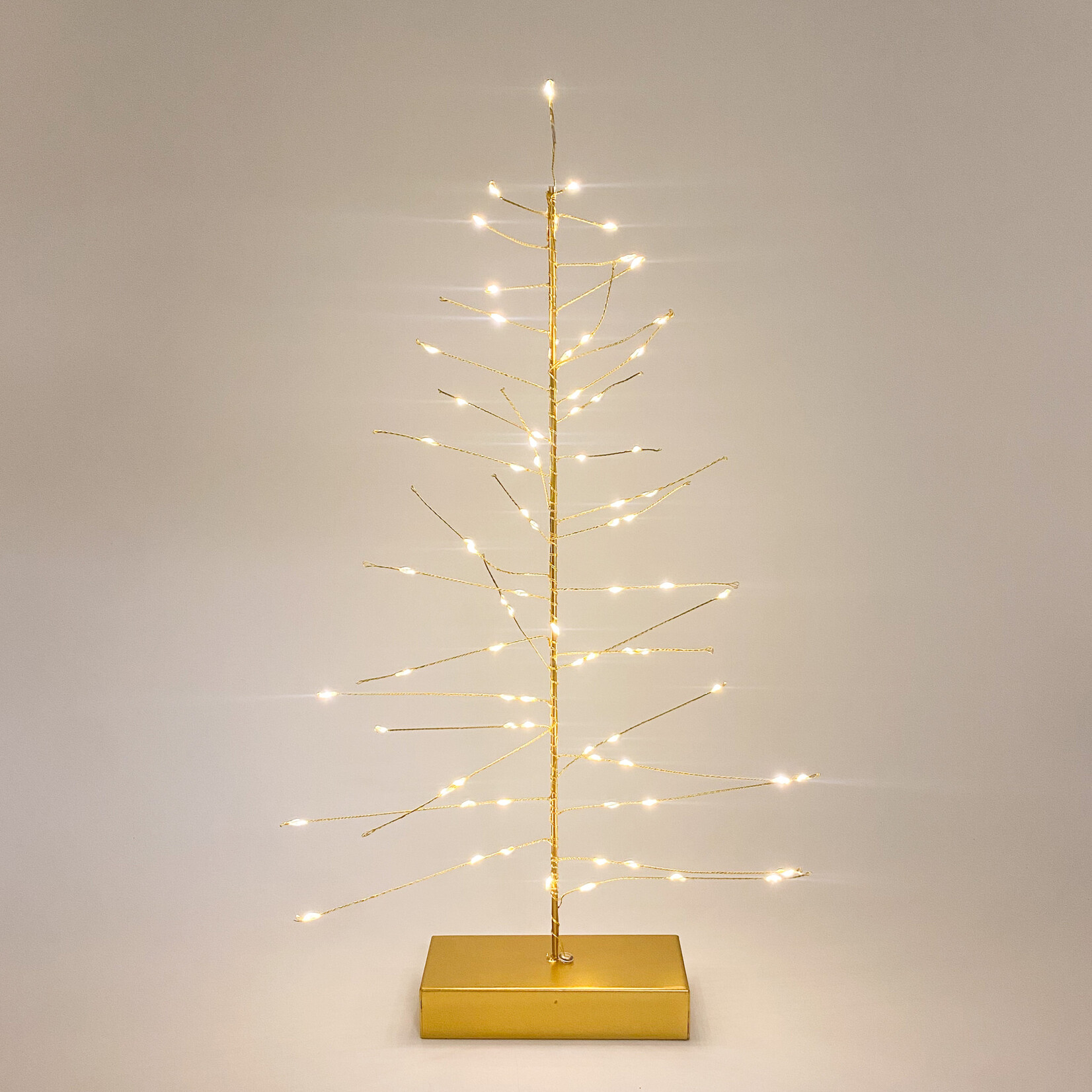 Light, Festive Tree Gold