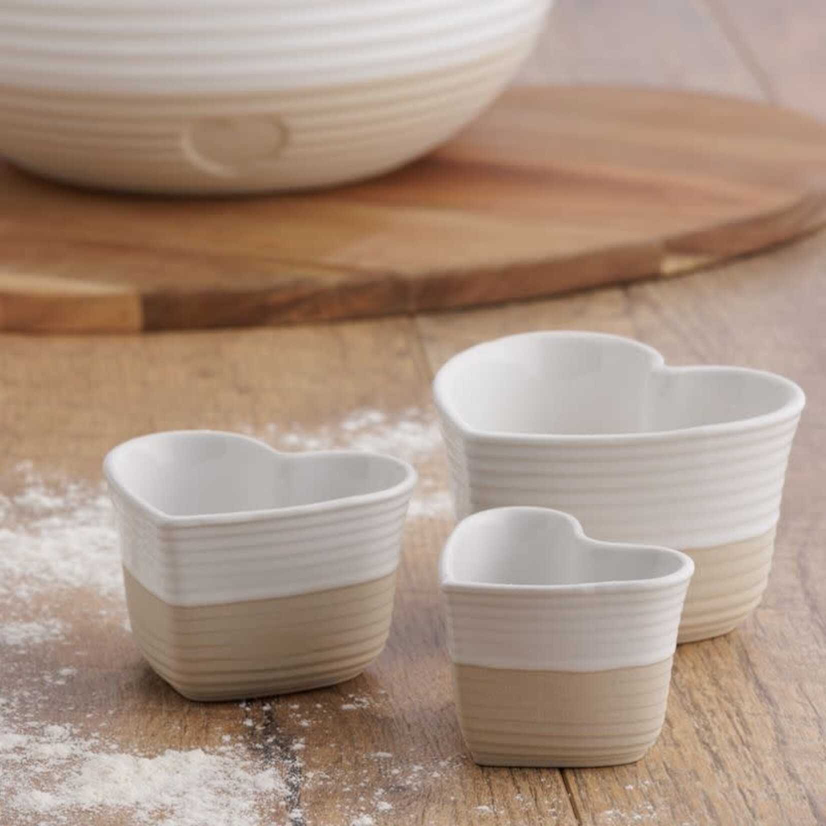 Measuring Cup, Rustic White s/3