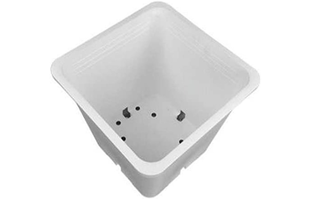 Square 6x6 3 gallon White Plastic Pot