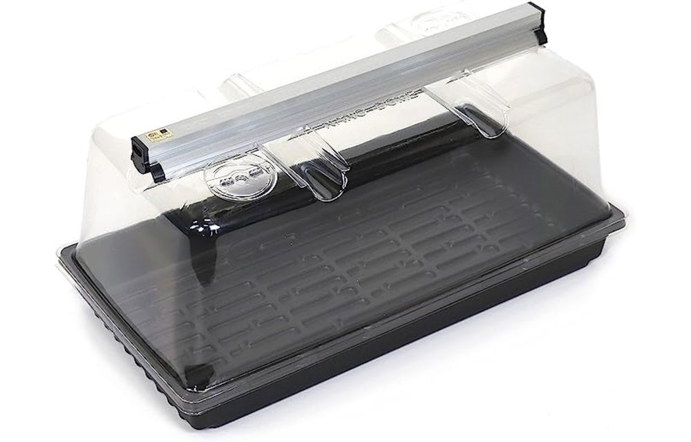 Sunblaster mini greenhouse kit