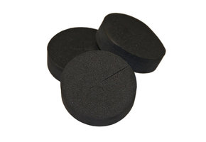 Neoprene pucks 2” black 1 plug