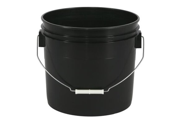 3 gallon black bucket