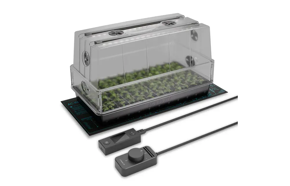 AC infinity Humidity dome with light and heat pad