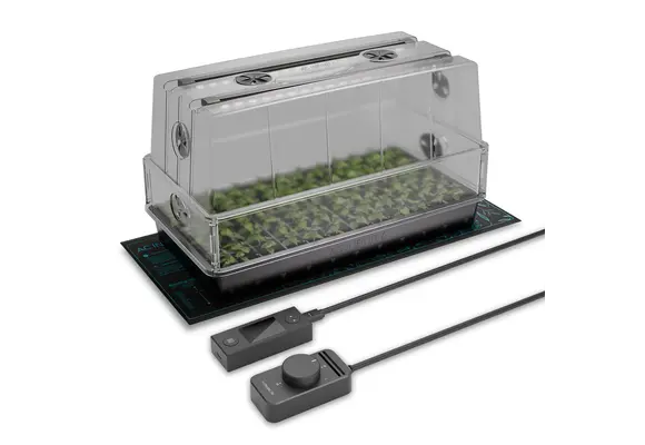 AC infinity Humidity dome with light and heat pad