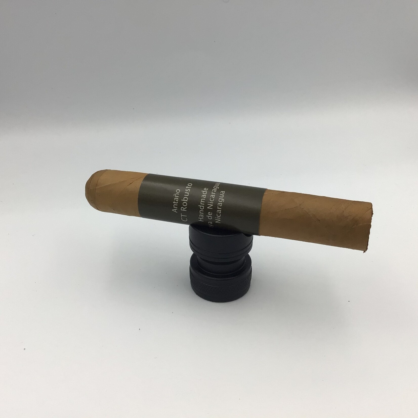 Joya de Nicaragua Joya Antaño Connecticut Robusto