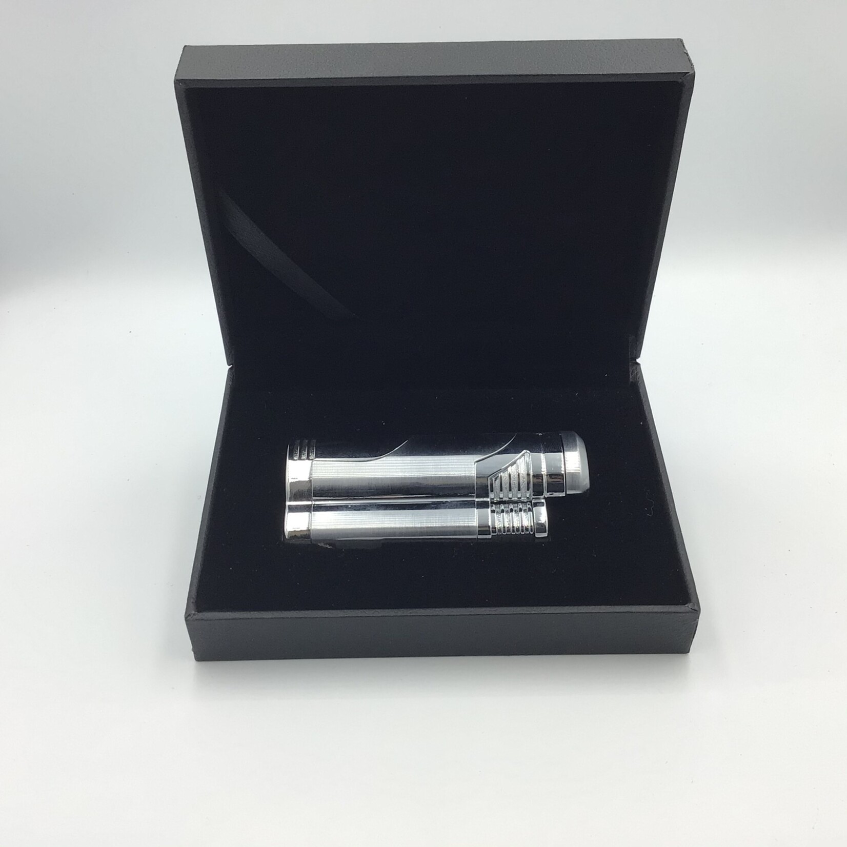 Regal Regal Lighter - Studio Torch Silver