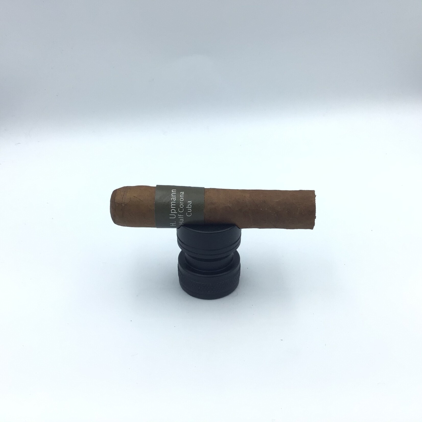 H. Upmann H. Upmann Half Corona