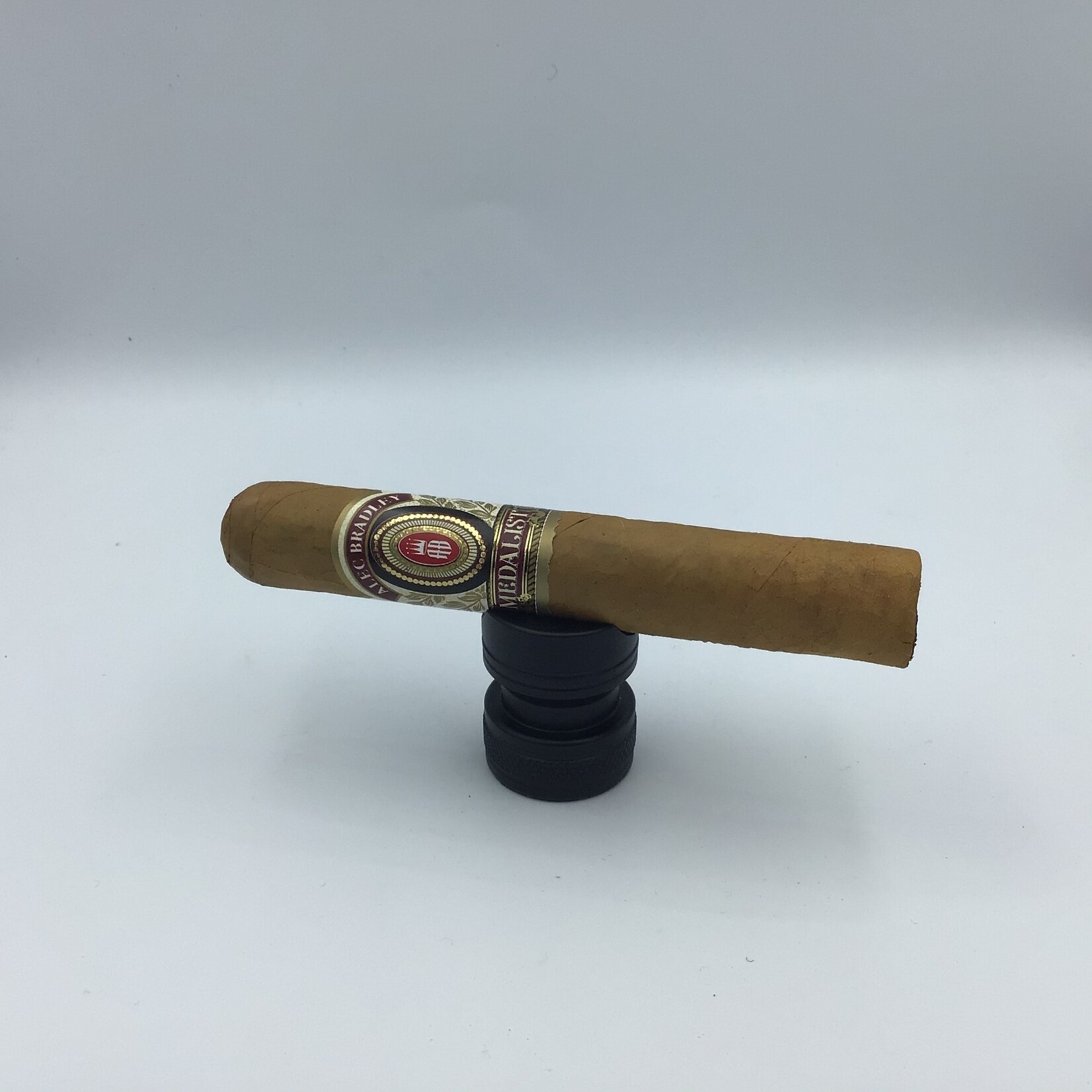 Alec Bradley Alec Bradley Medalist Robusto