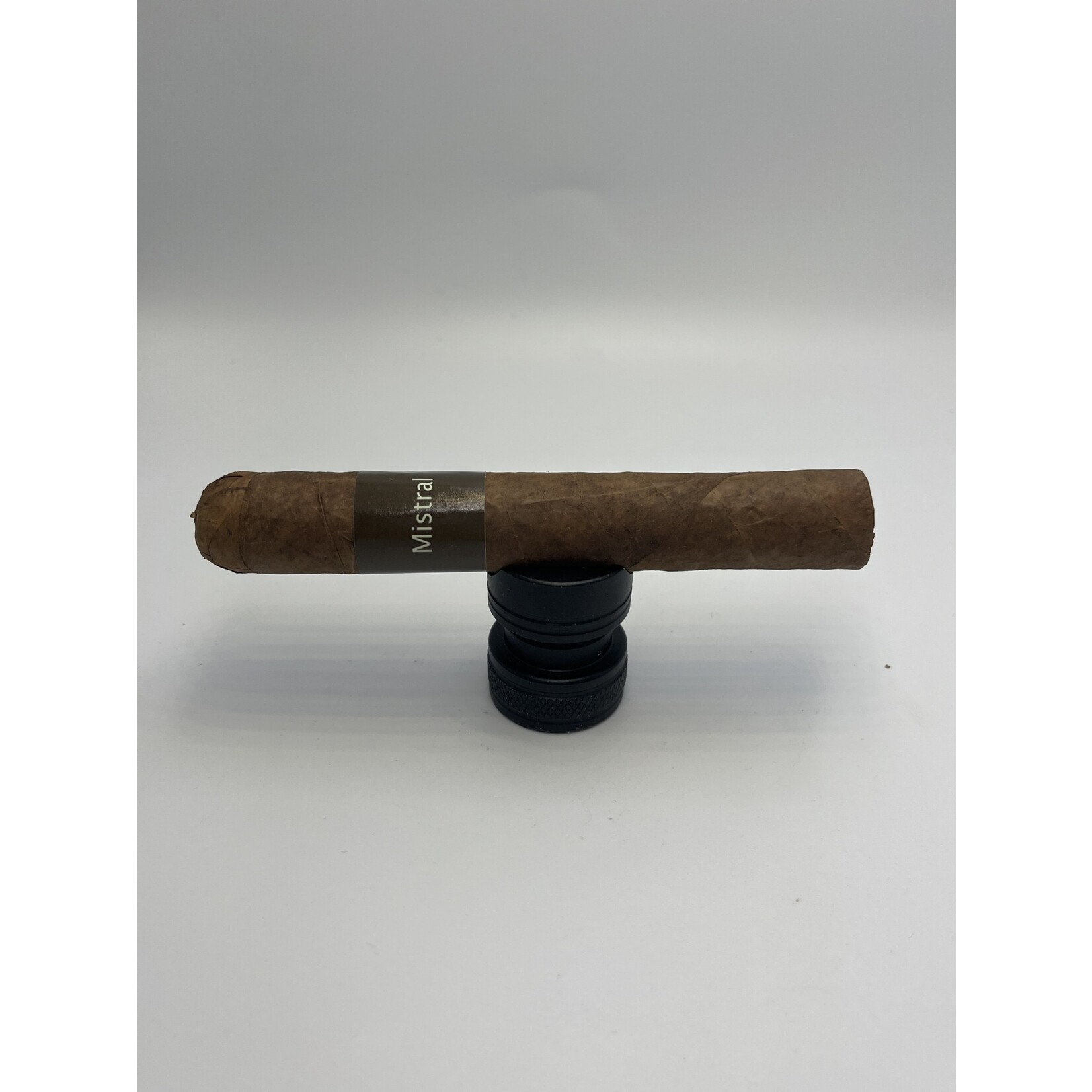 Mistral Mistral Robusto