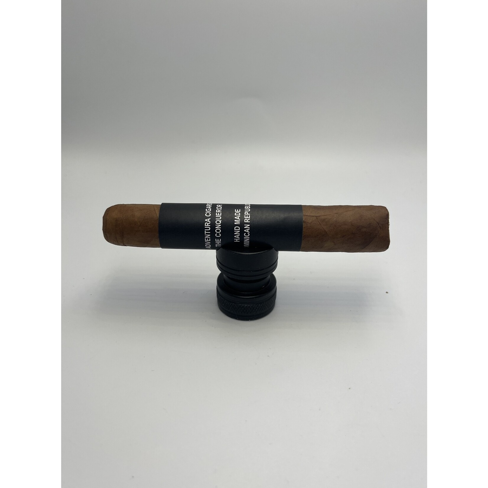 ADV & McKay Adventura The Conqueror Commandante Robusto