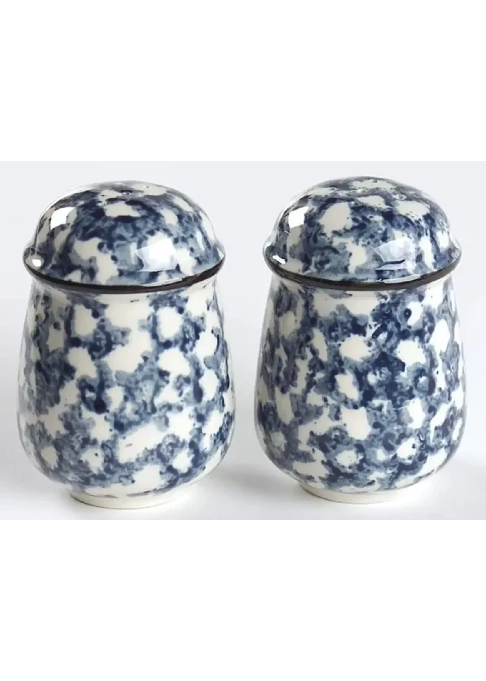 TIENSHAN WOLF SALT & PEPPER SHAKER SET