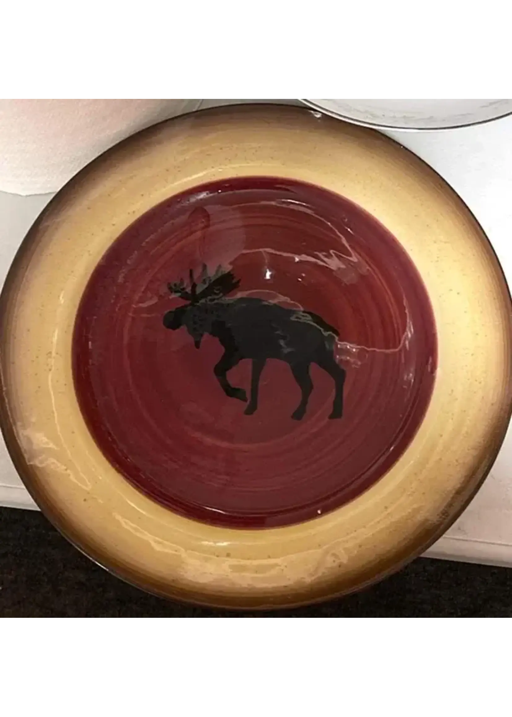 ROBERT A. GEARY PRIMITIVE WILDLIFE DINNER PLATES 10 7/8"