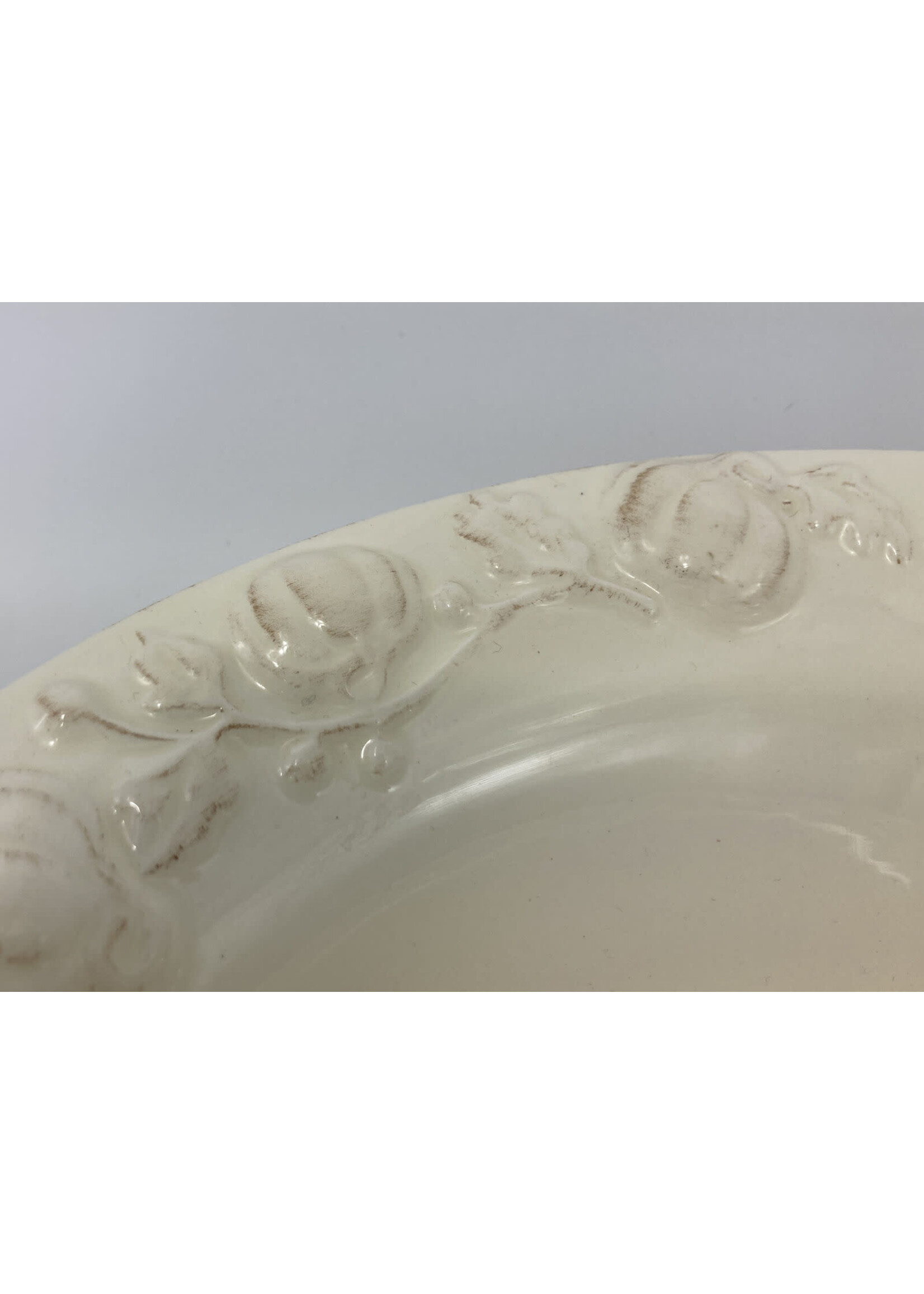 SUR LA TABLE PUMPKIN WHITE SERVING BOWL 13 1/4"