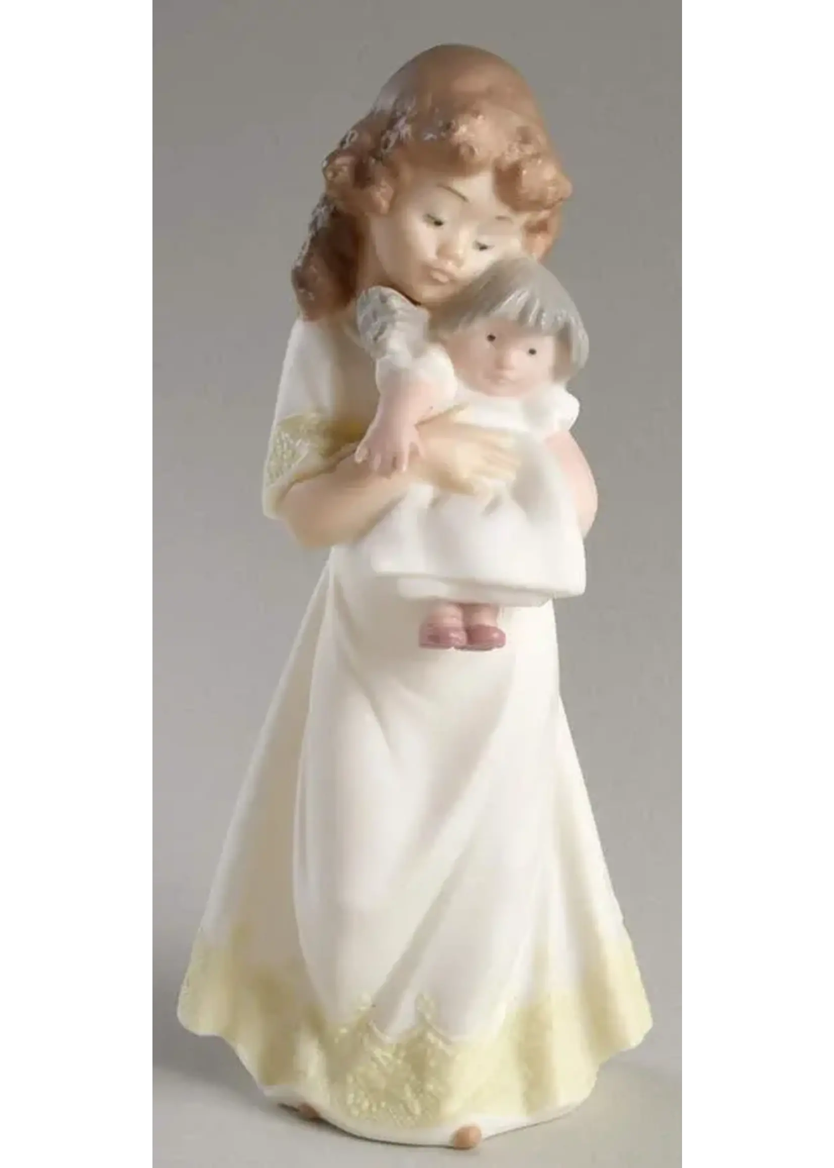 LLADRO GOLDEN MEMORIES NITE NITE GIRL FIGURINE