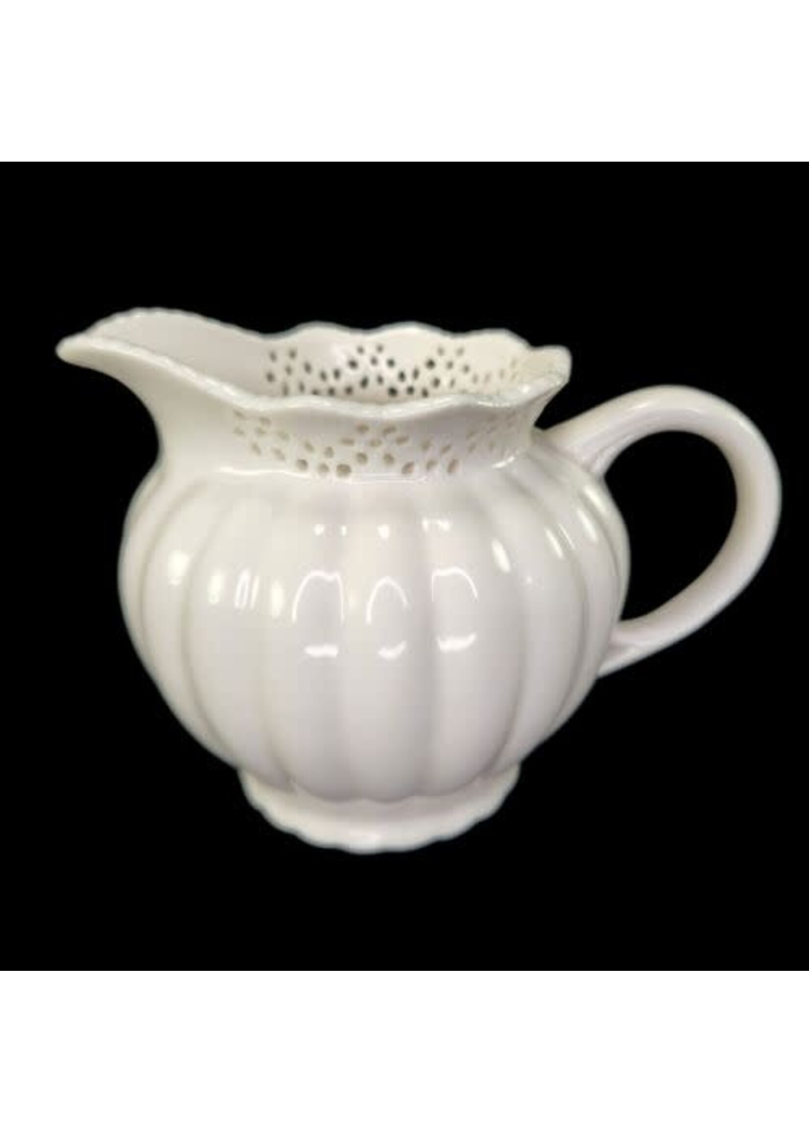 GRACE'S TEAWAE WHITE RIBBED CREAMER WITH LACE RIM 3 1/2"