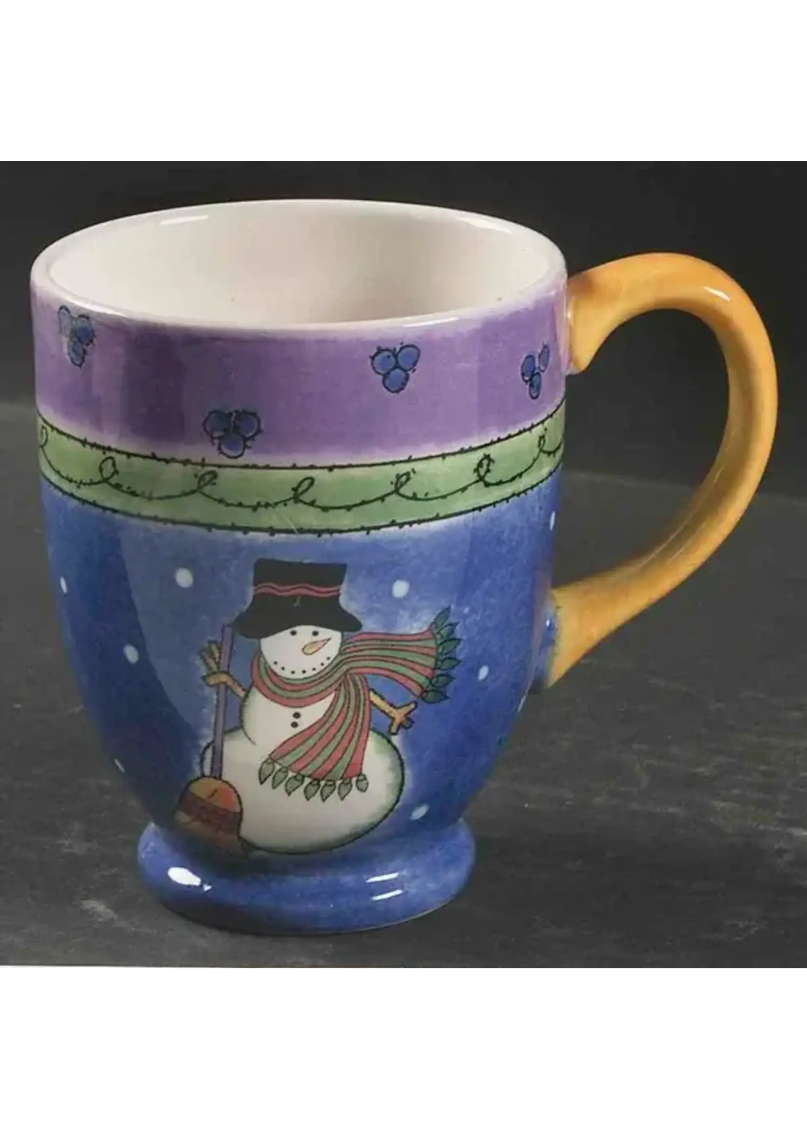 SANGO SANGO SWEET SHOPPE CHRISTMAS MUG 4 1/2 PURPLE BORDER