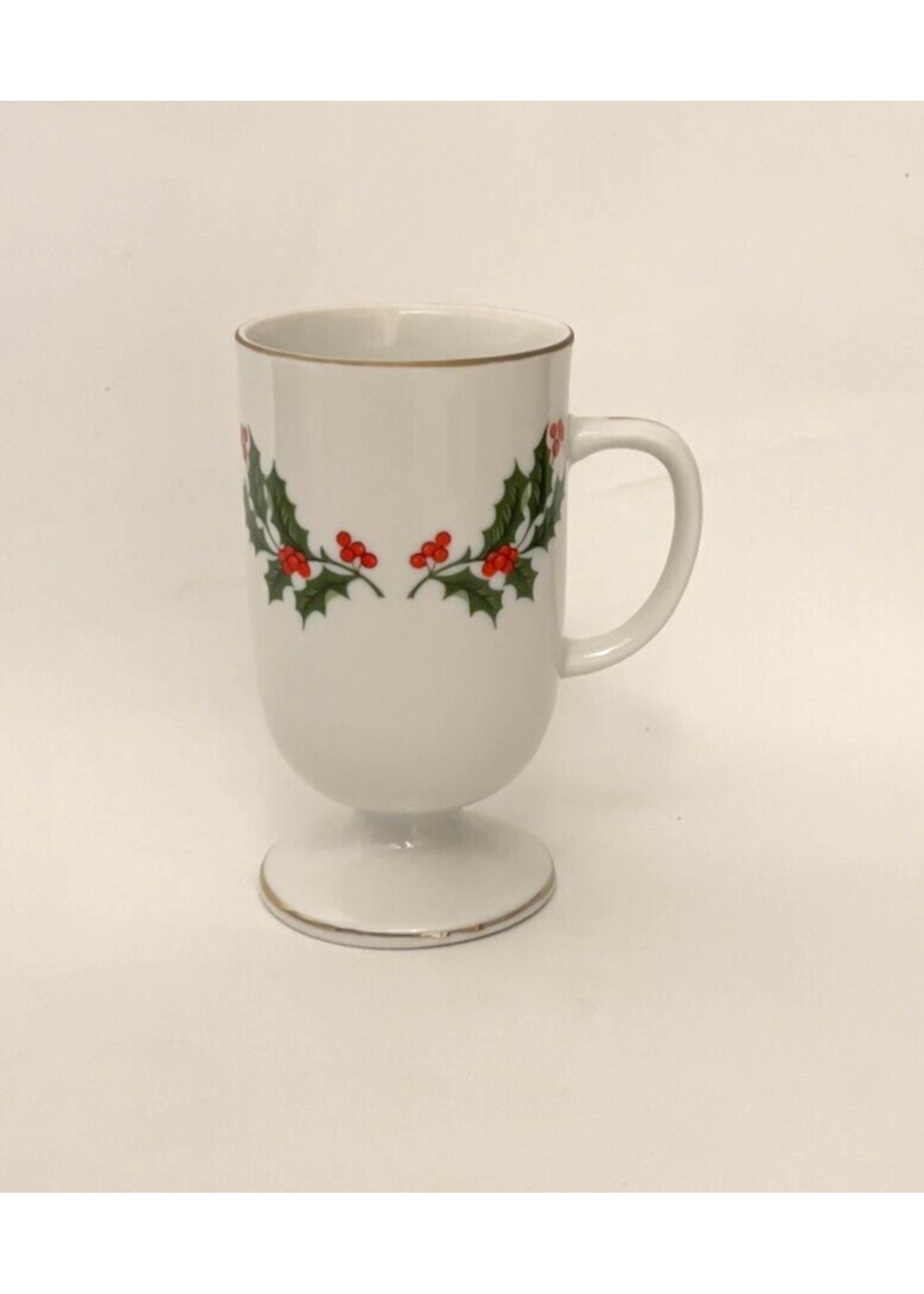 ALL  THE TRIMMINGS CHRISTMAS HOLLY MUG 4 7/8"