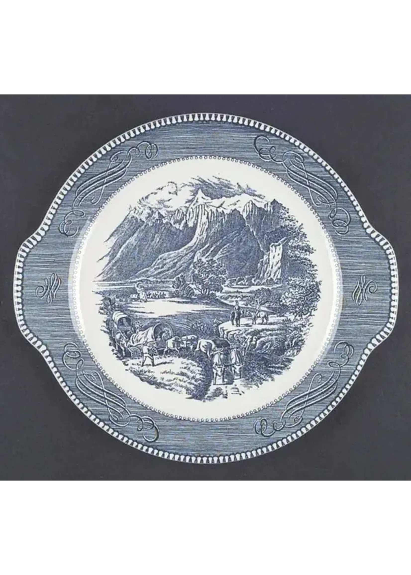 ROYAL USA CURRIER & IVES CAKE PLATE