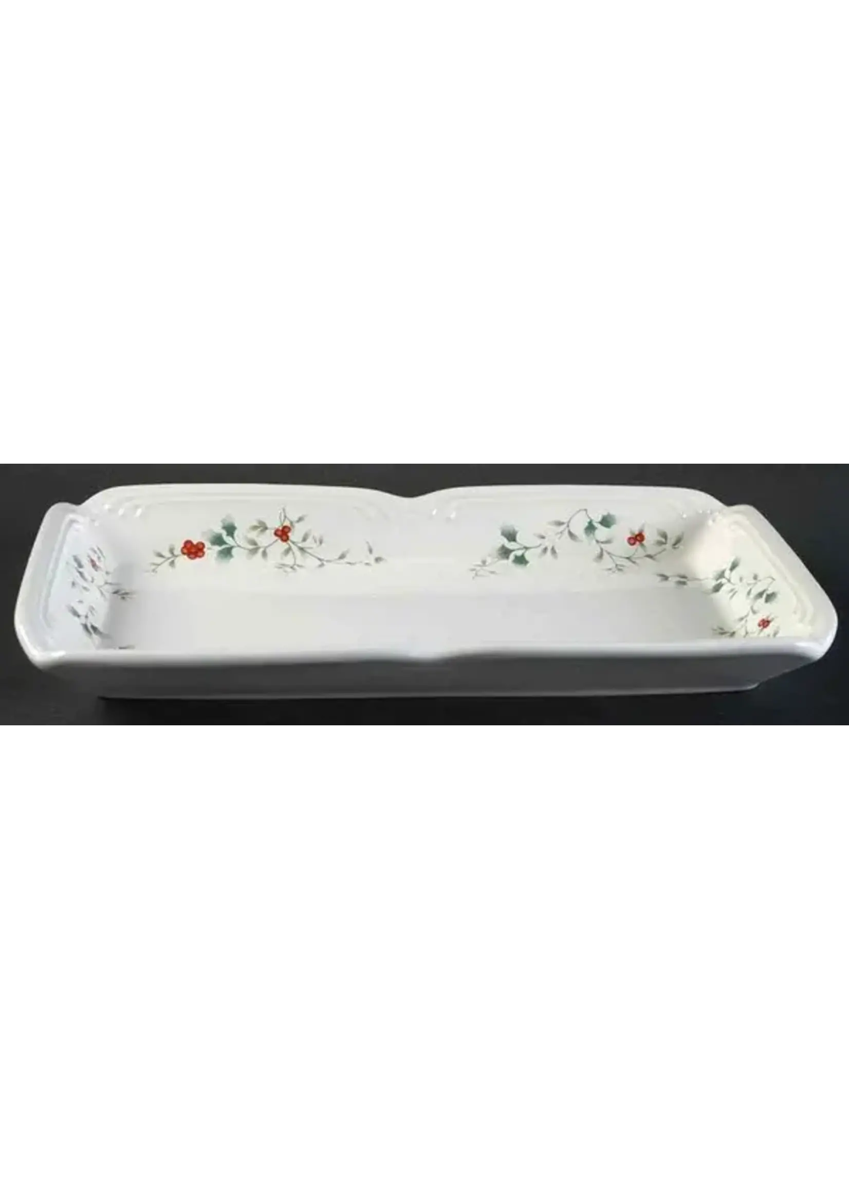 PFALTZGRAFF WINTERBERRY RECTANGULAR TRAY 11"