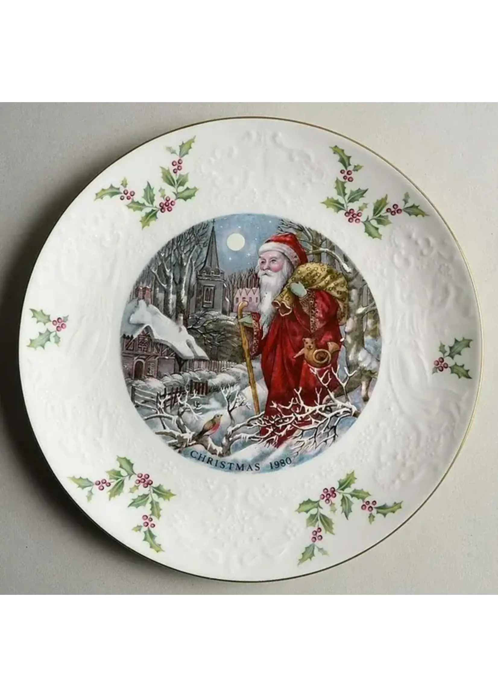 ROYAL DOULTON ROYAL DOULTON VICTORIAN ANNUAL CHRISTMAS PLATE 8 1/4"