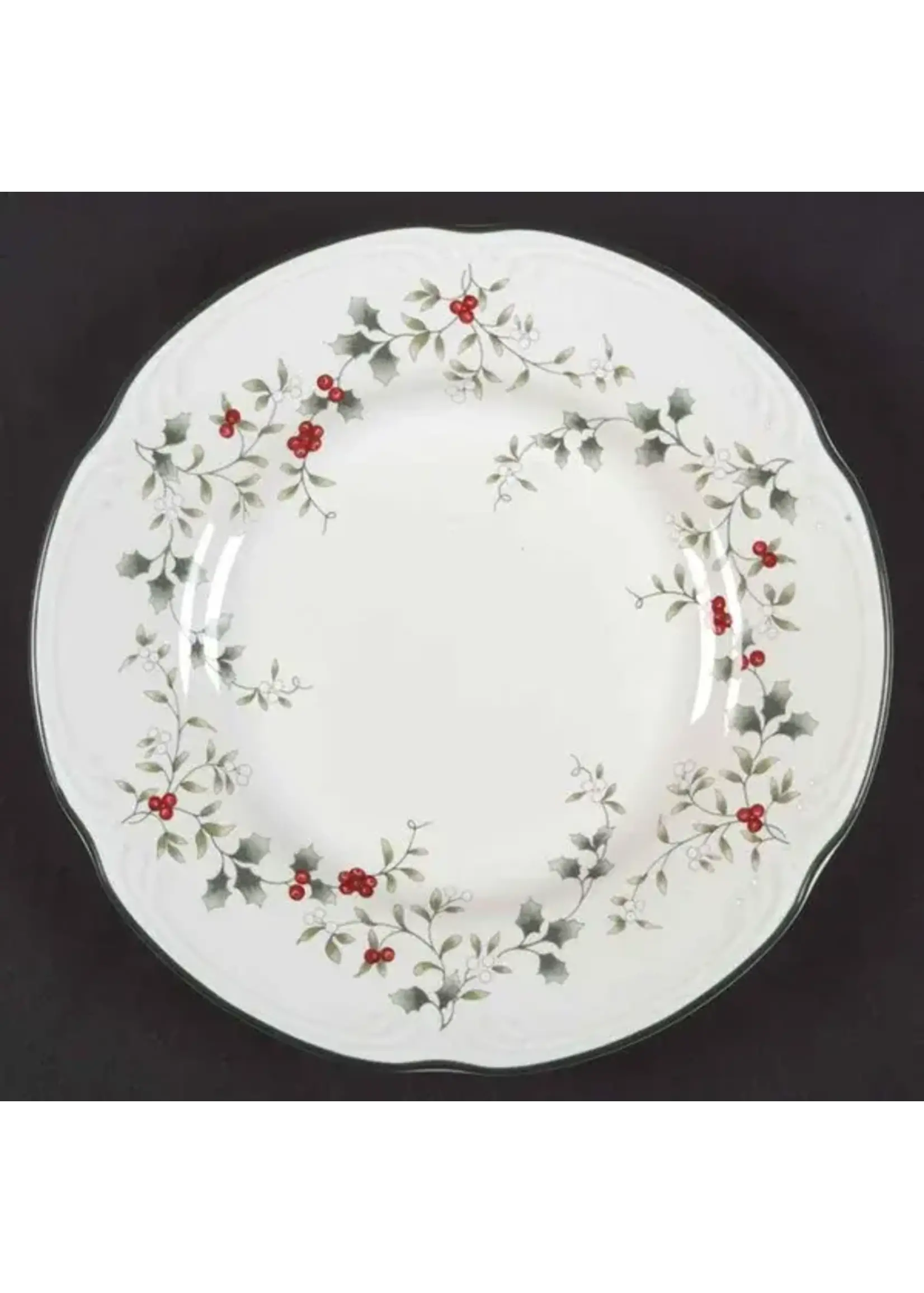 PFALTZGRAFF PFALTZGRAFF WINTERBERRY LUNCH PLATE 9 1/8"