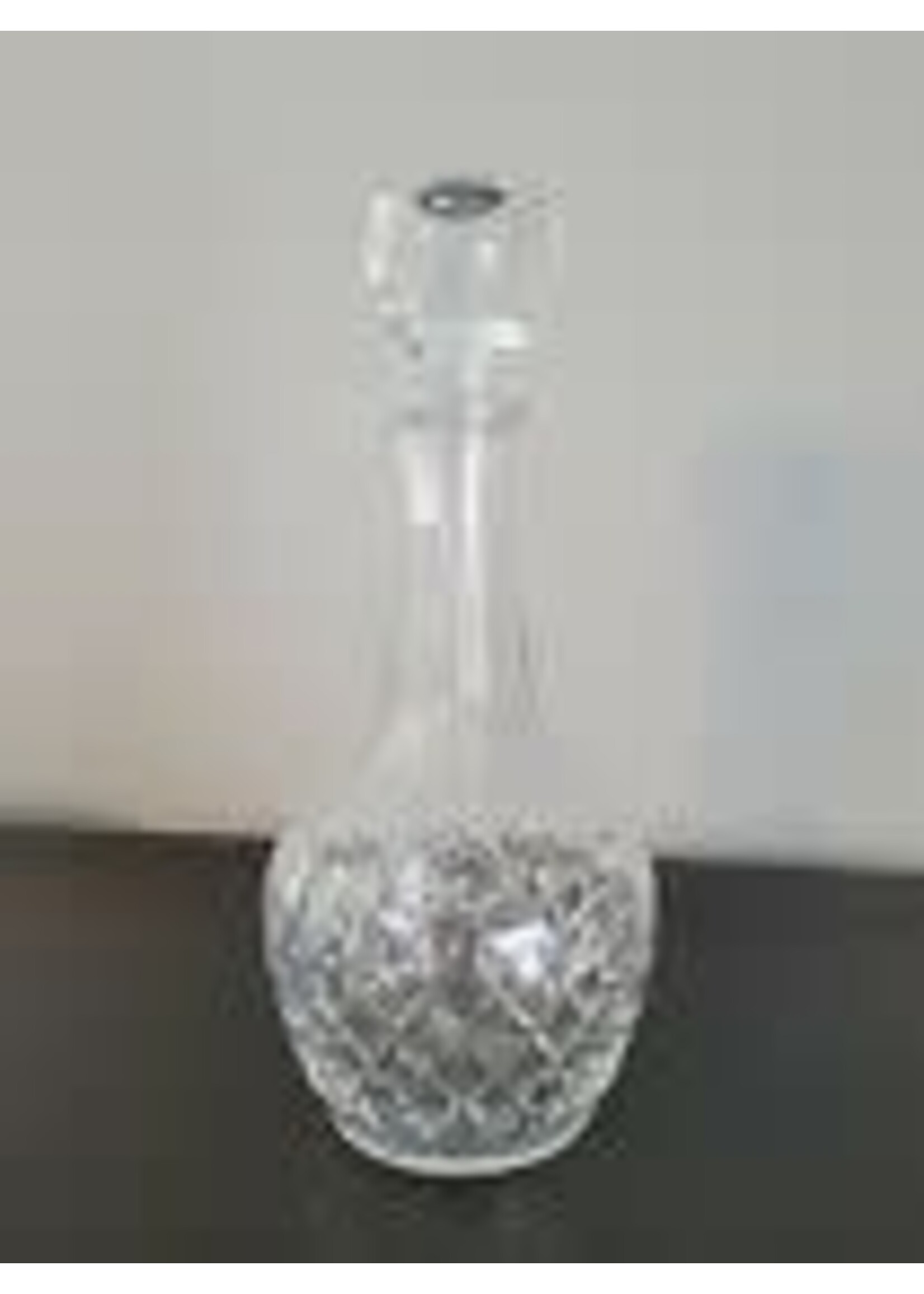 DIAMOND ETCHED CRYSTAL DECANTER 11"