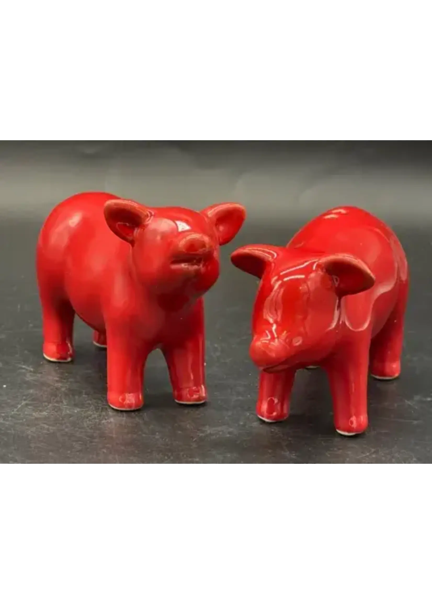 FOOD NETWORK RED PIGS SALT & PEPPER SET