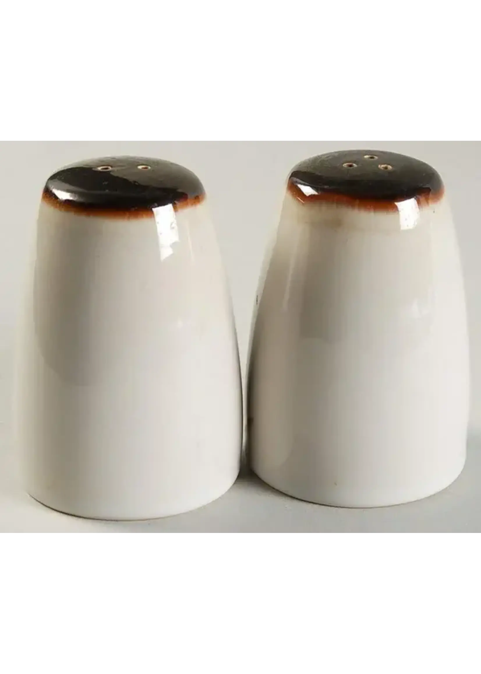 HOME THIRA CREAM SALT AND PEPPER SHAKERS