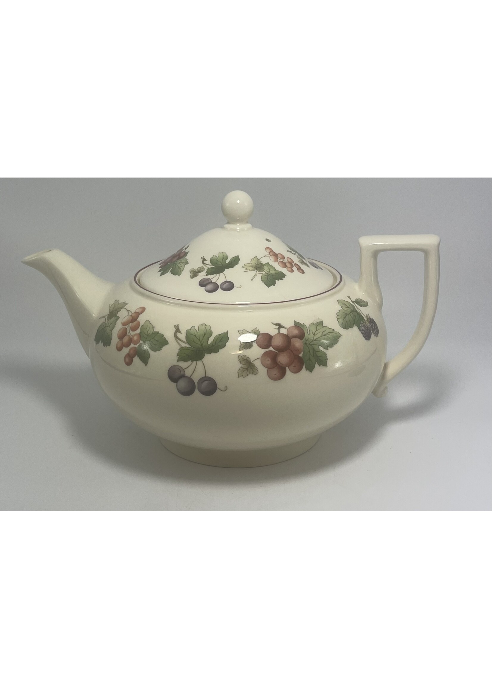 WEDGWOOD PROVINCE TEAPOT EARTHENWARE