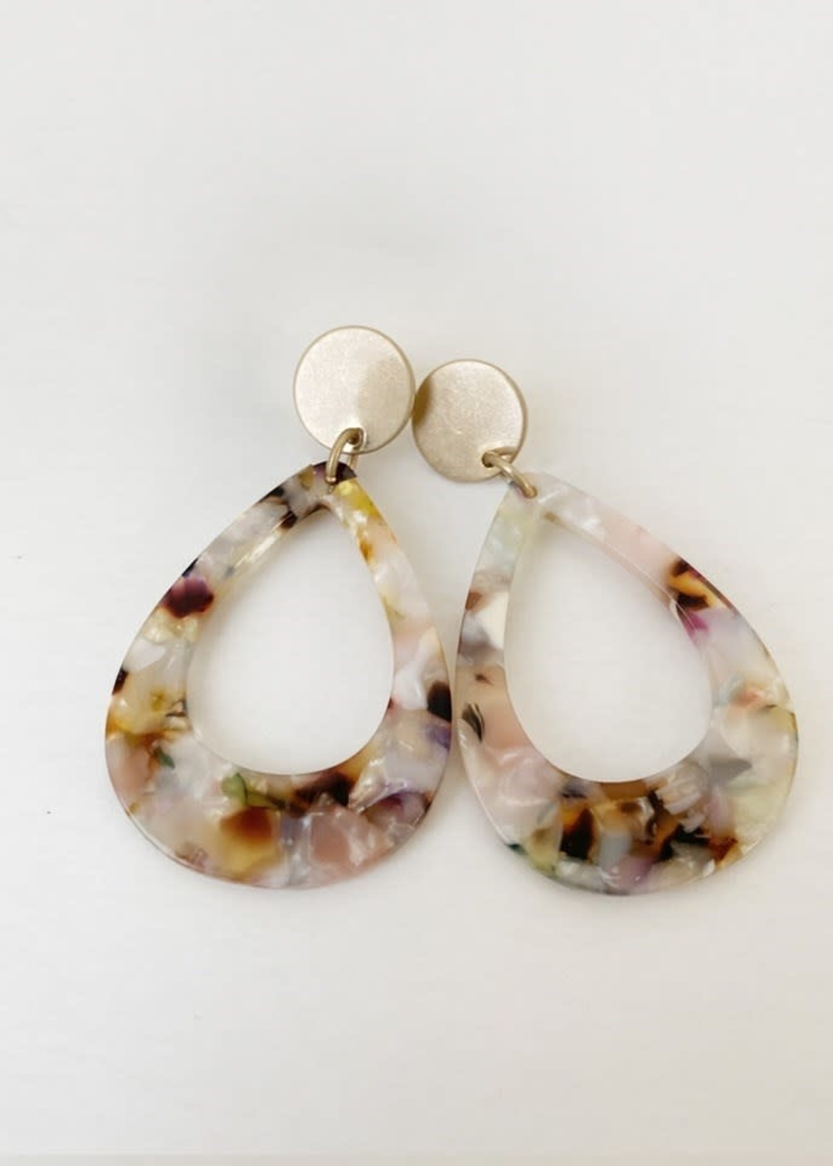 Caracol Caracol Mix White & Gold Large Coloured Drop Resin  Earrings 2435-GLD-W