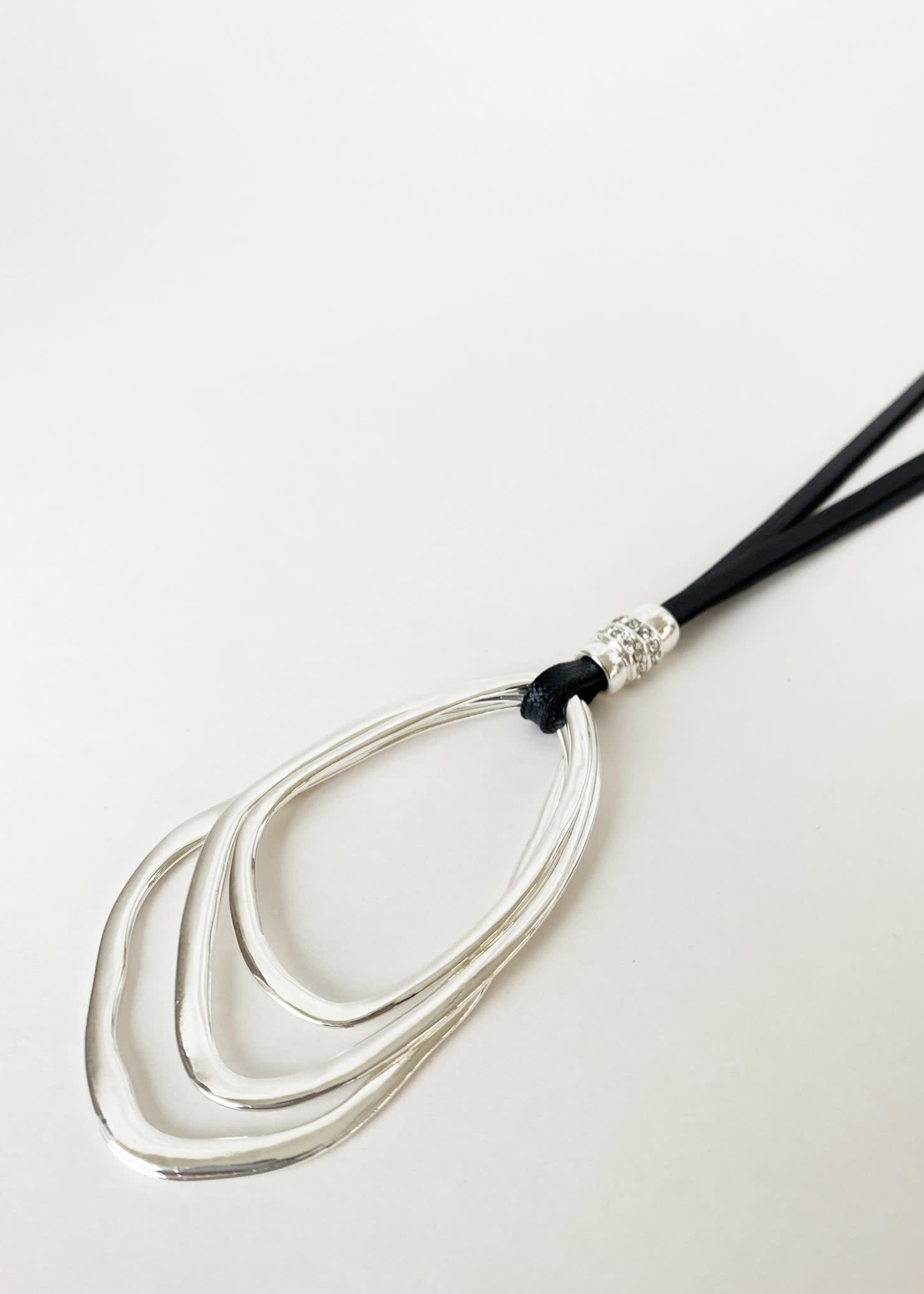 Caracol Caracol Adj. Long Cord Necklace w/Irregular Rings 1434-SLV