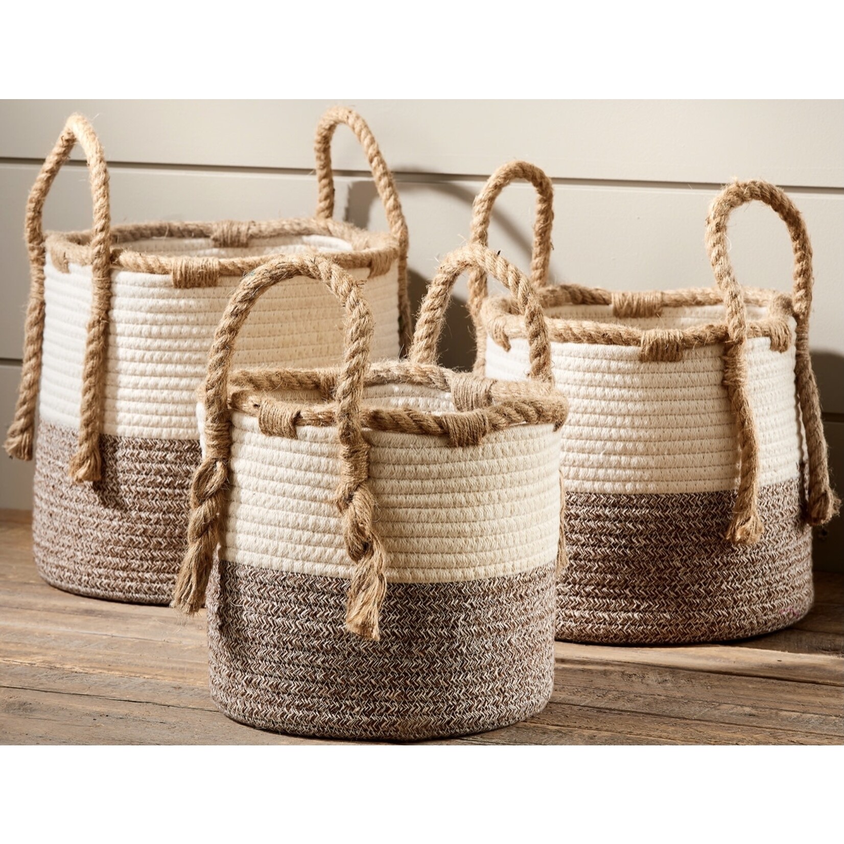 Giftcraft Woven Braided Basket