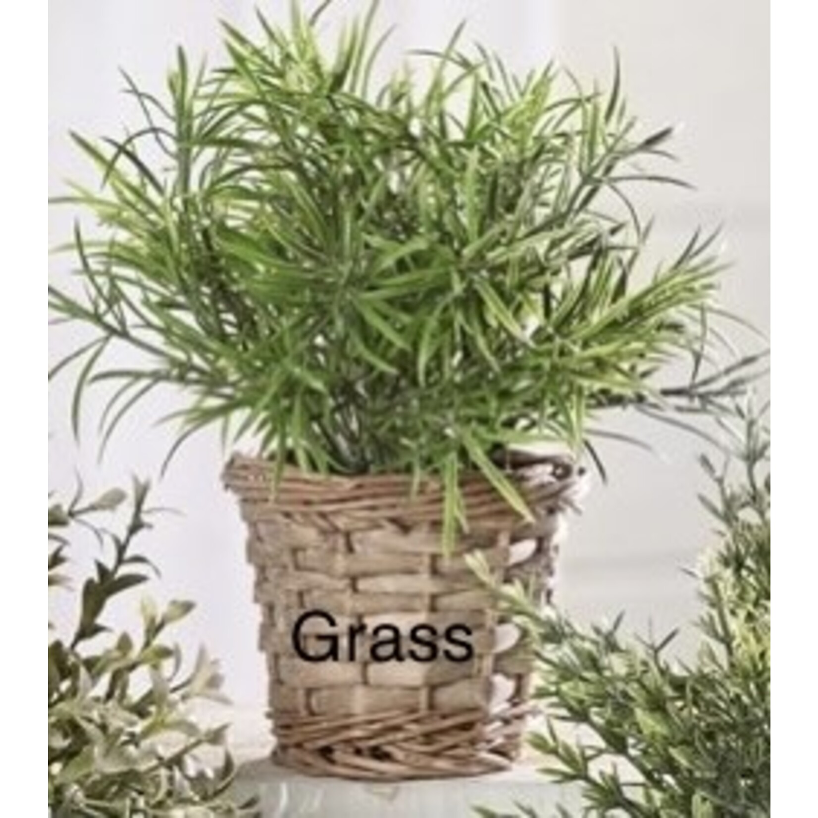 Giftcraft Grass & Willow Basket