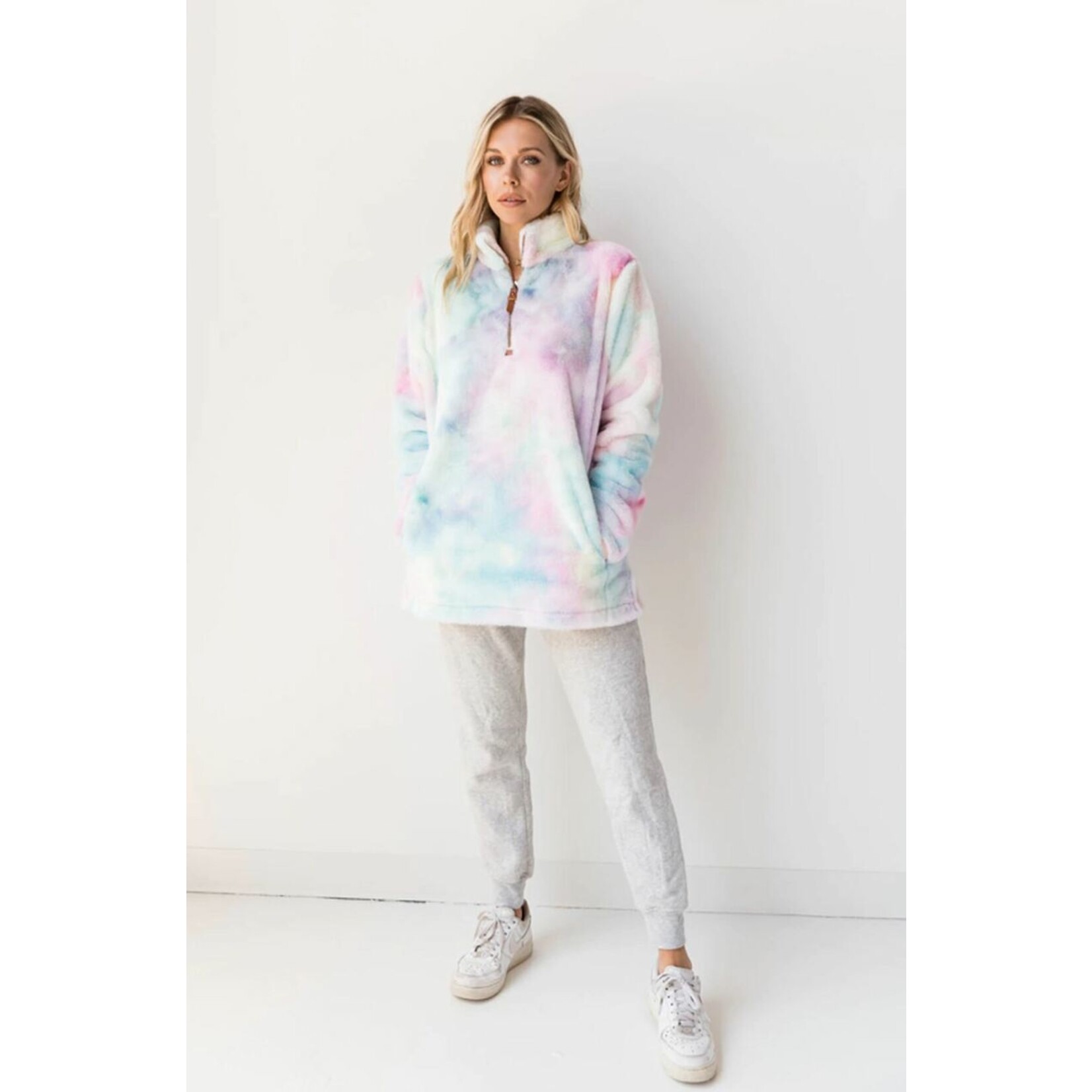 Jen & Co Jen & Co Tie Dye Sherpa Pullover Large