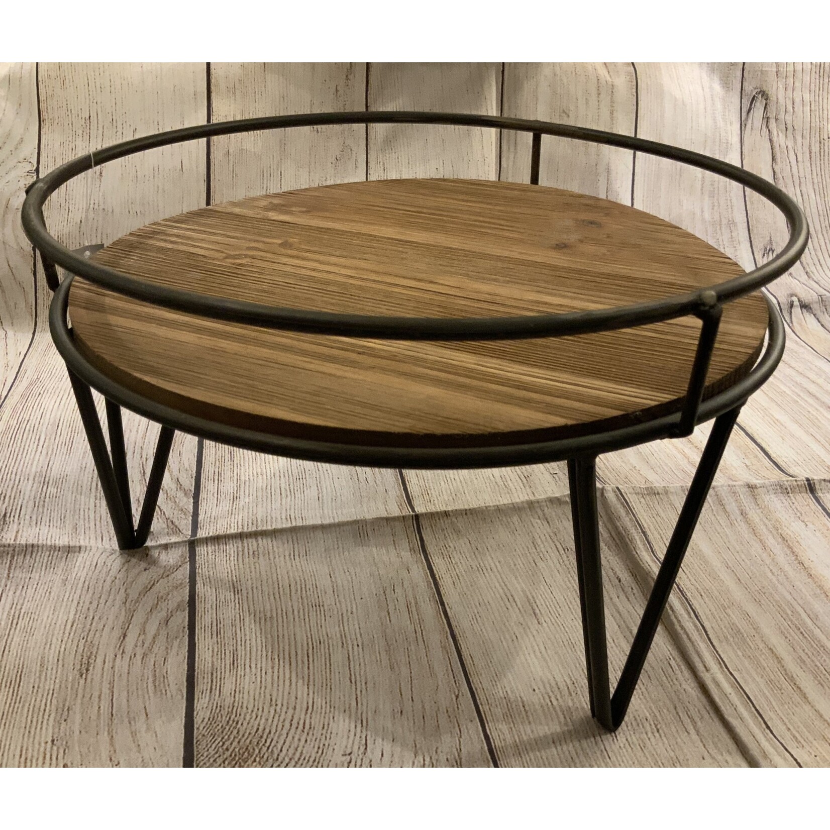 Midwest CBK Round Stand w/Metal Legs