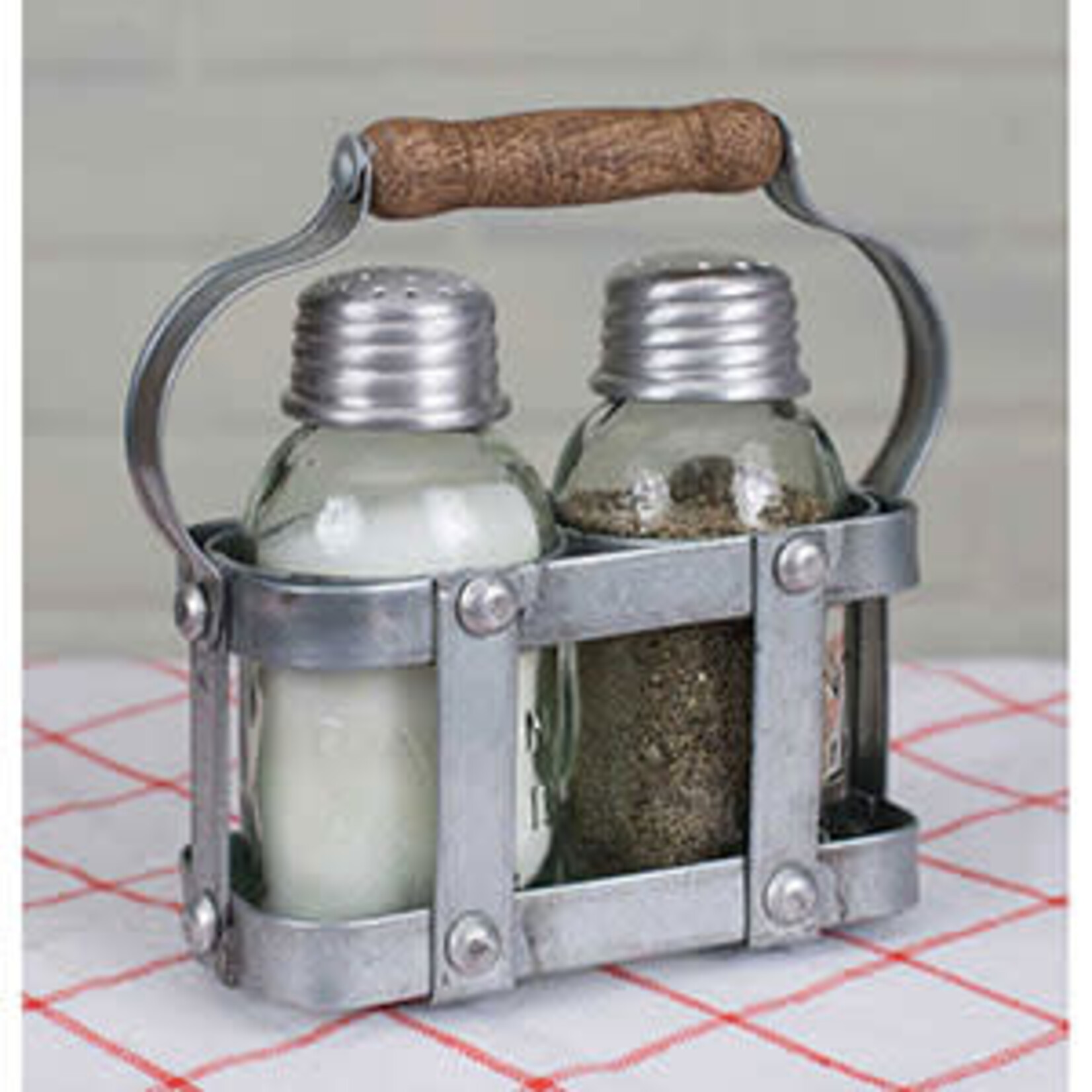 Colonial Tin Milk Crate Salt & Pepper Holder