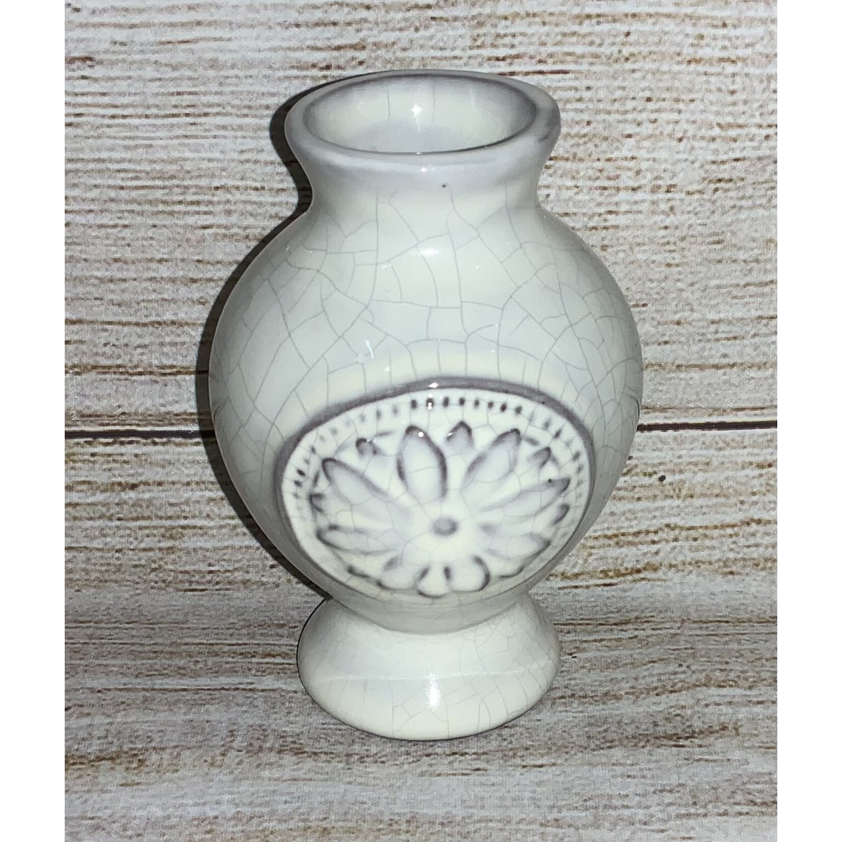 Mudpie Mud Pie Floral Embossed Bud Vase