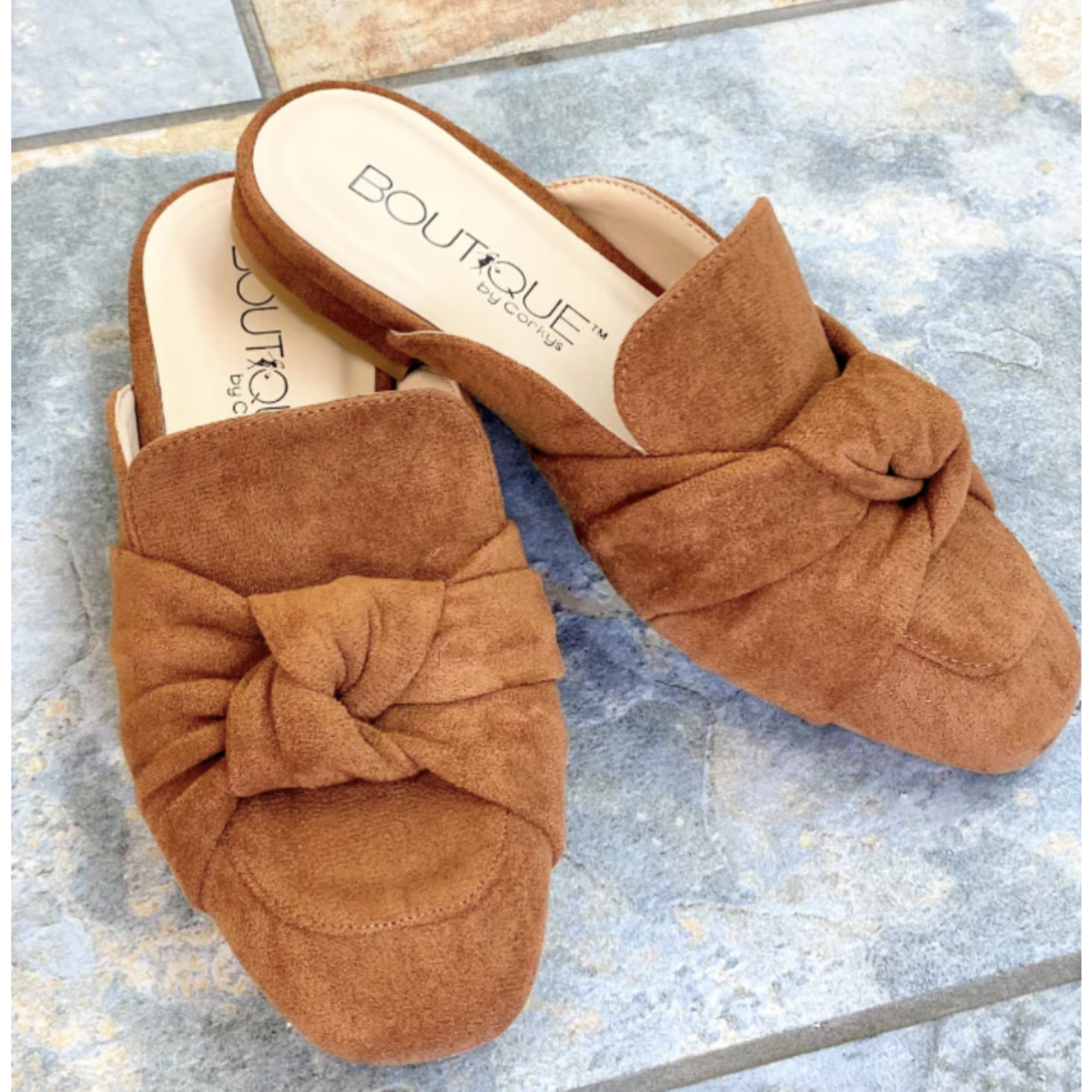 Corkys Corky's Cider Knotted Mule Cognac