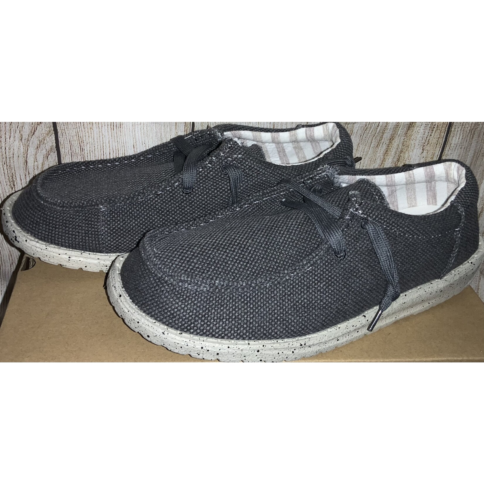 Very G Very G Ron Black Slip On