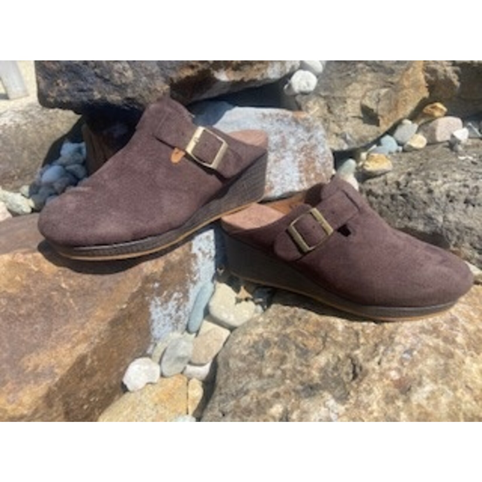 Corkys Corkys Banks Clogs Chocolate Suede