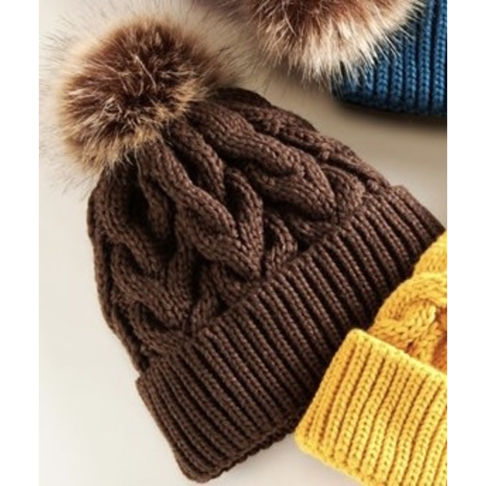 Charlie Paige Charlie Paige Brown Chunky Cable Knit Pom Hat