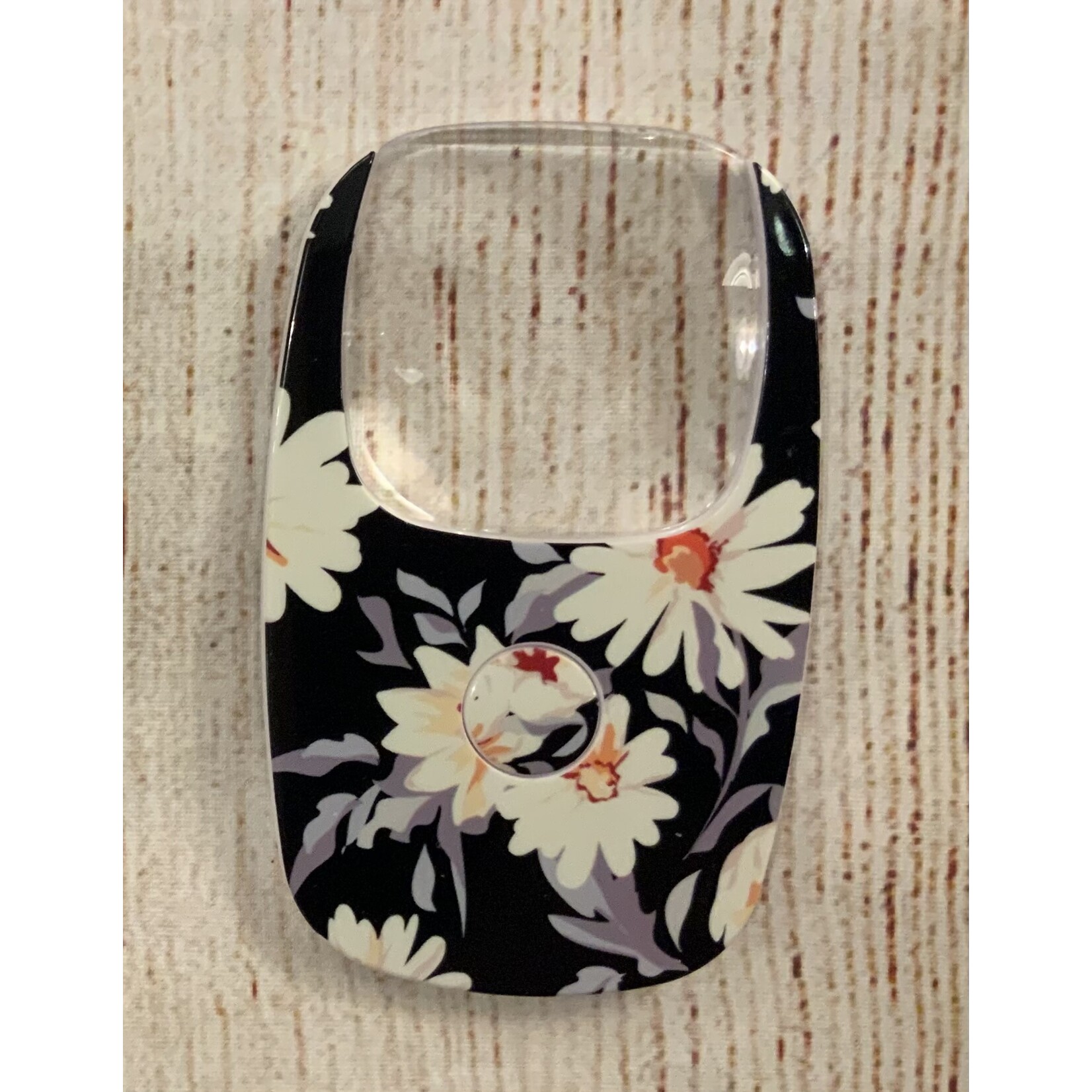 Optimum Optical Optimum Optical OptiCard LED Pocket Magnifier Black w/White Flowers