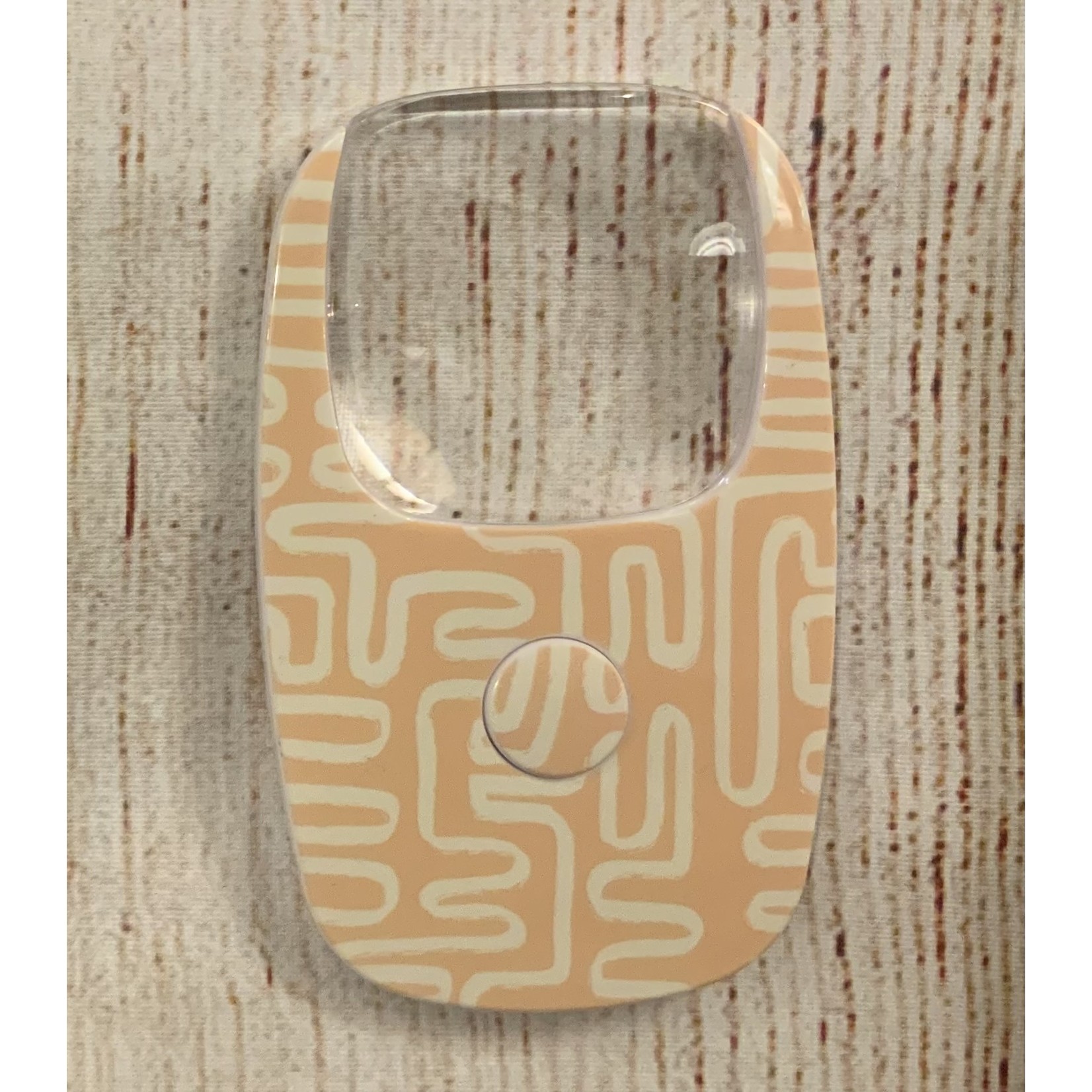 Optimum Optical Optimum Optical OptiCard LED Pocket Magnifier Peach w/Lines