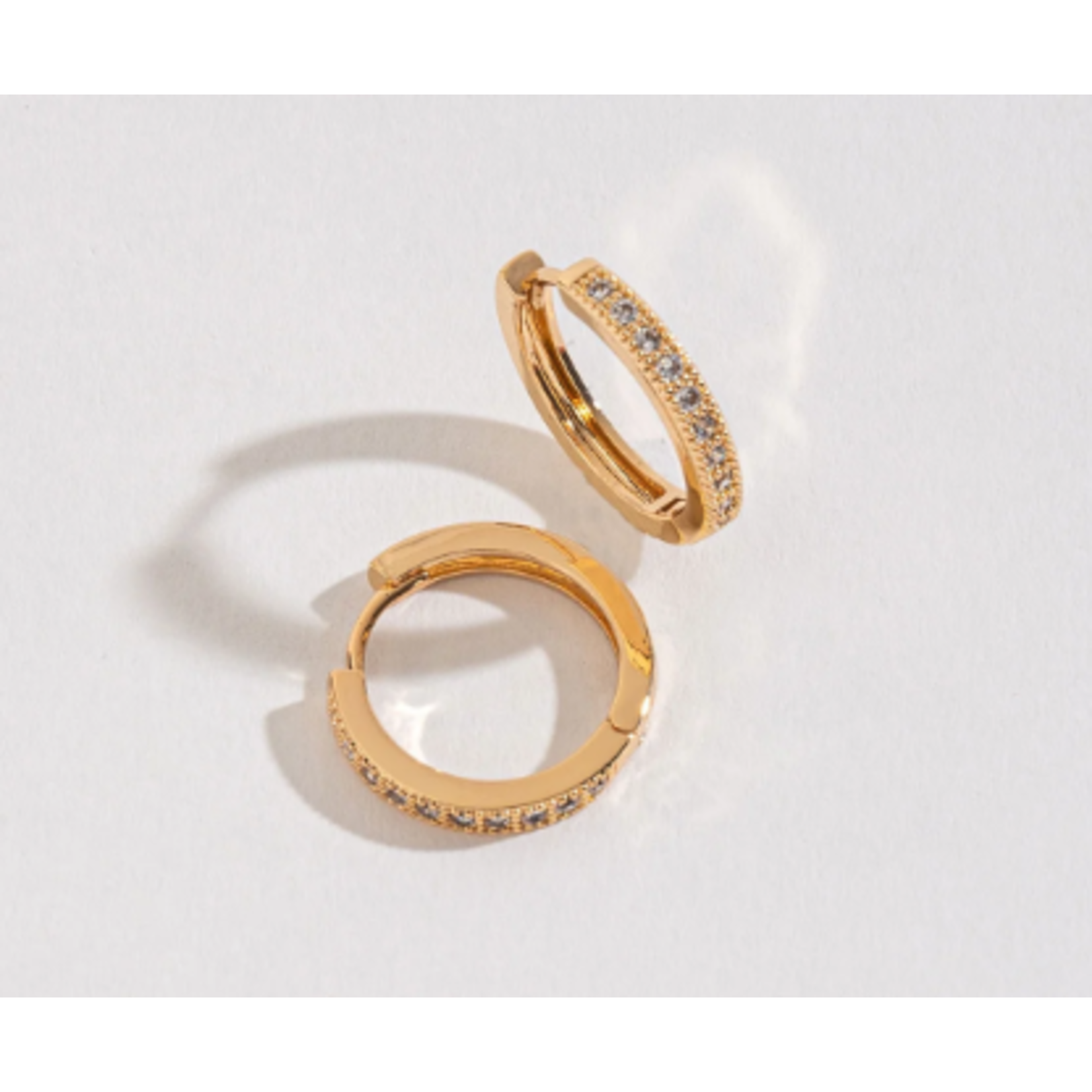 Howards Howard’s Medium Pave Style Hoop Earrings Gold
