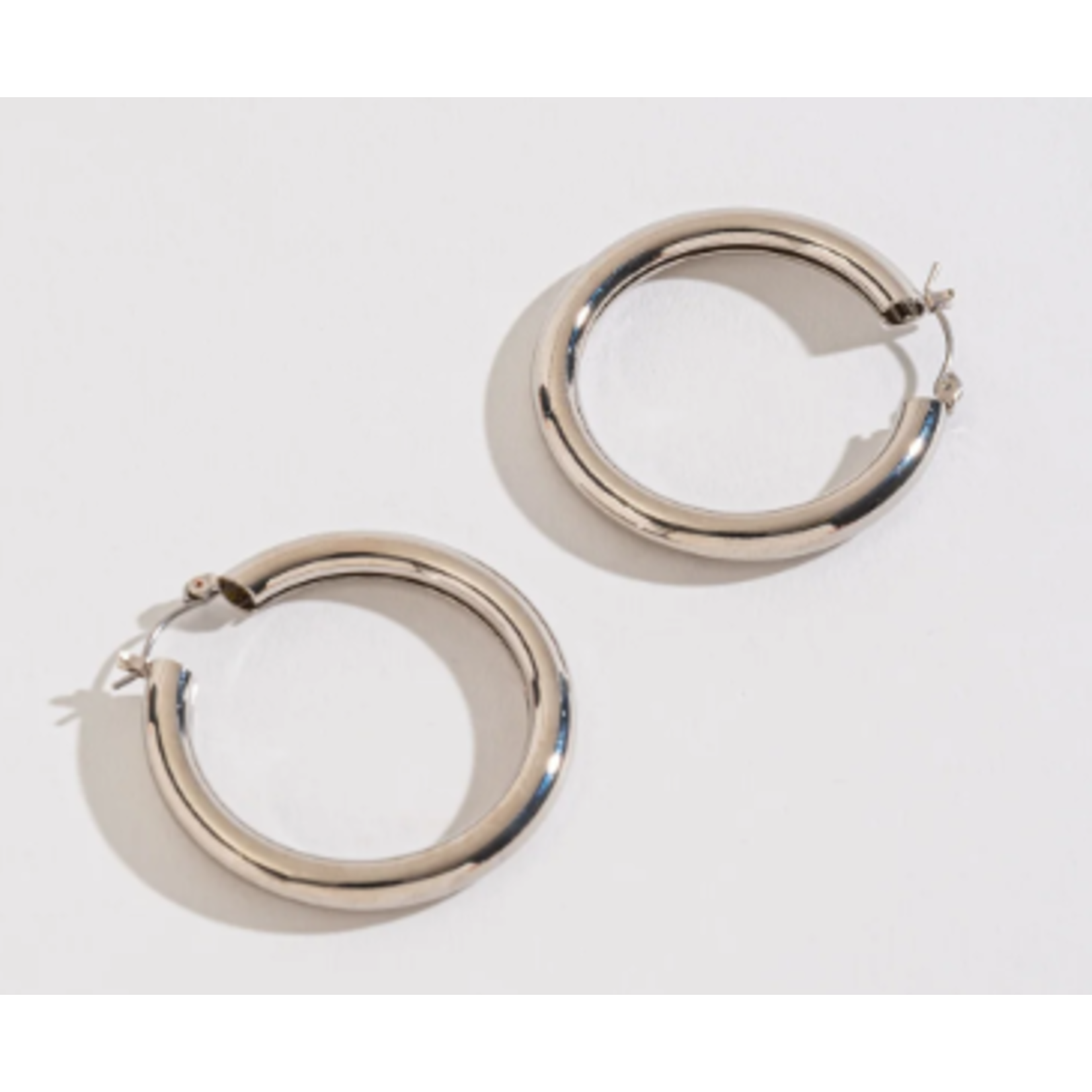 Howards Howard’s Large Tube Hoop Earrings Silver